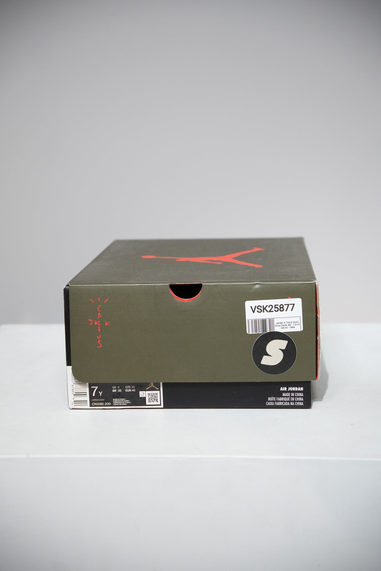 Jordan 6 Travis Scott Olive (Taille 40)