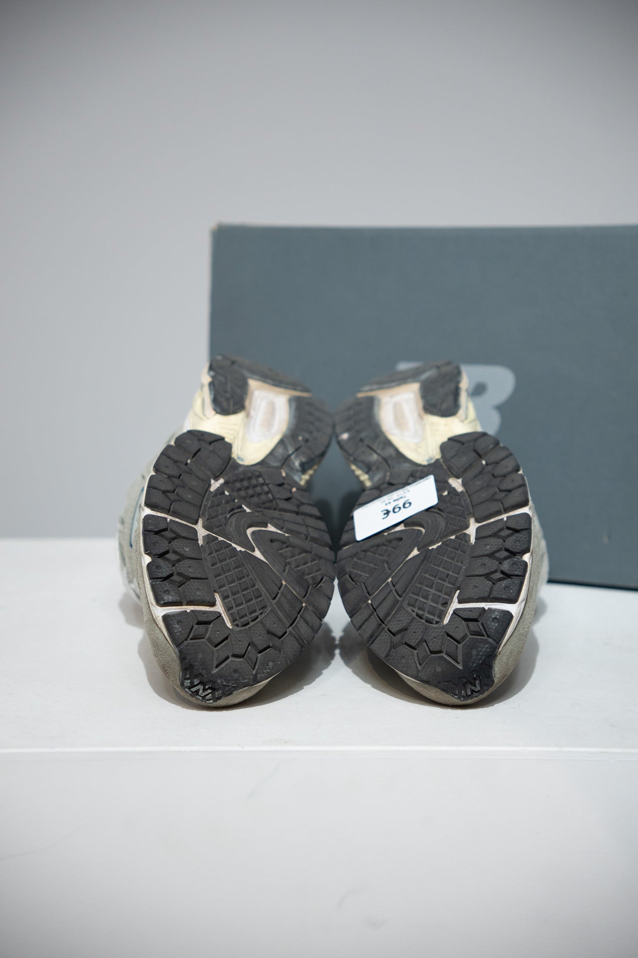 New Balance 2002r Protection Pack mirage Grey (Taille 44)