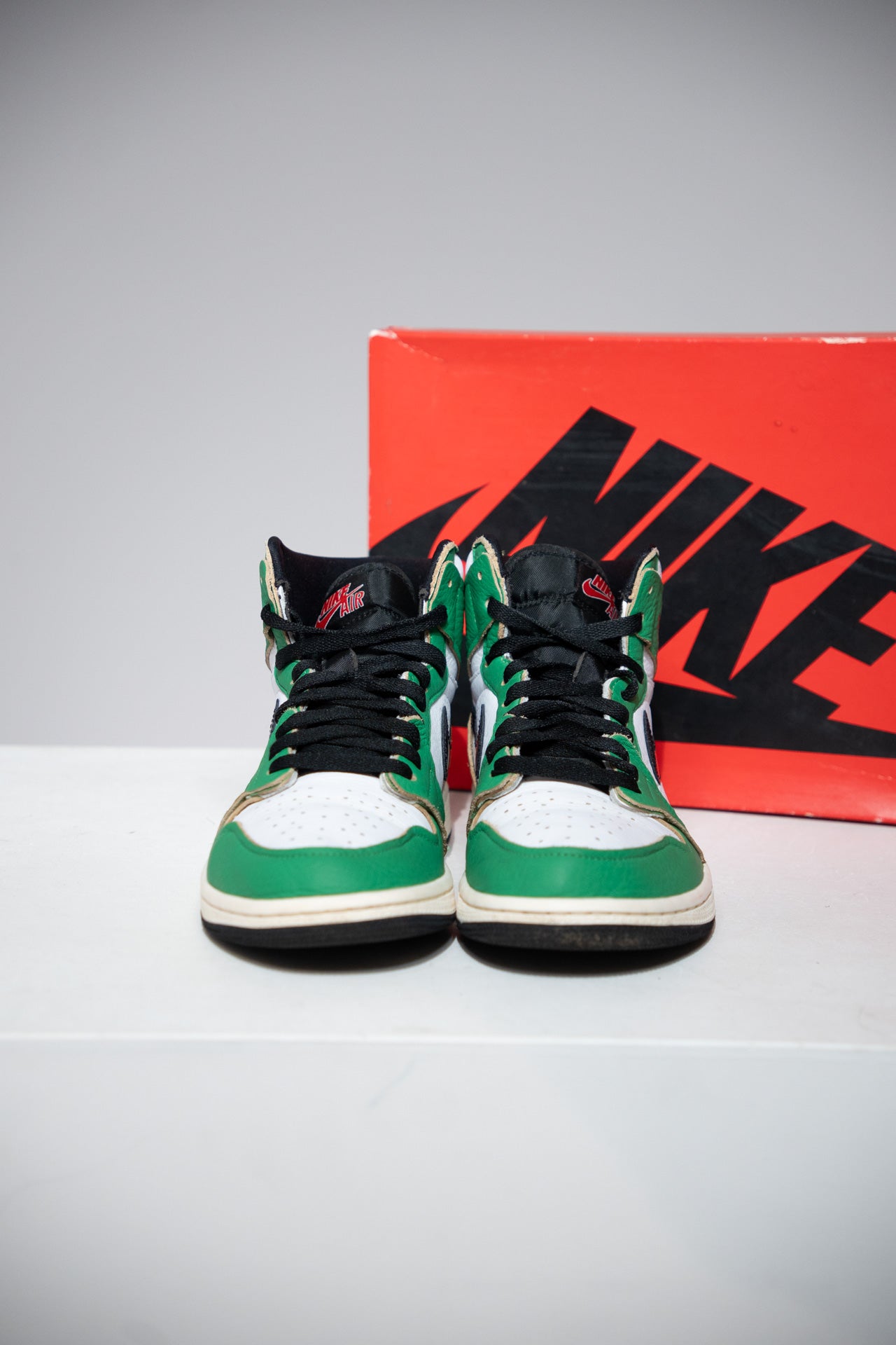 Jordan 1 High Lucky green (Taille 40,5)
