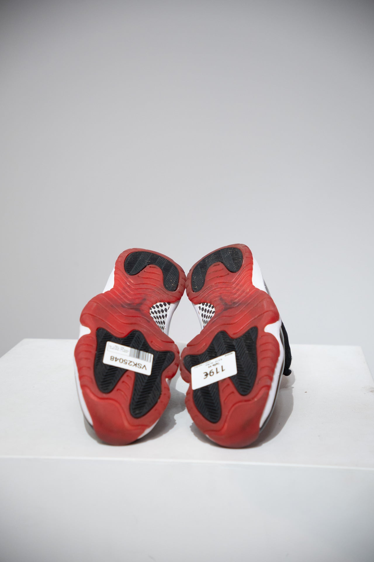 Jordan 11 Bred 2019 (Taille 44)