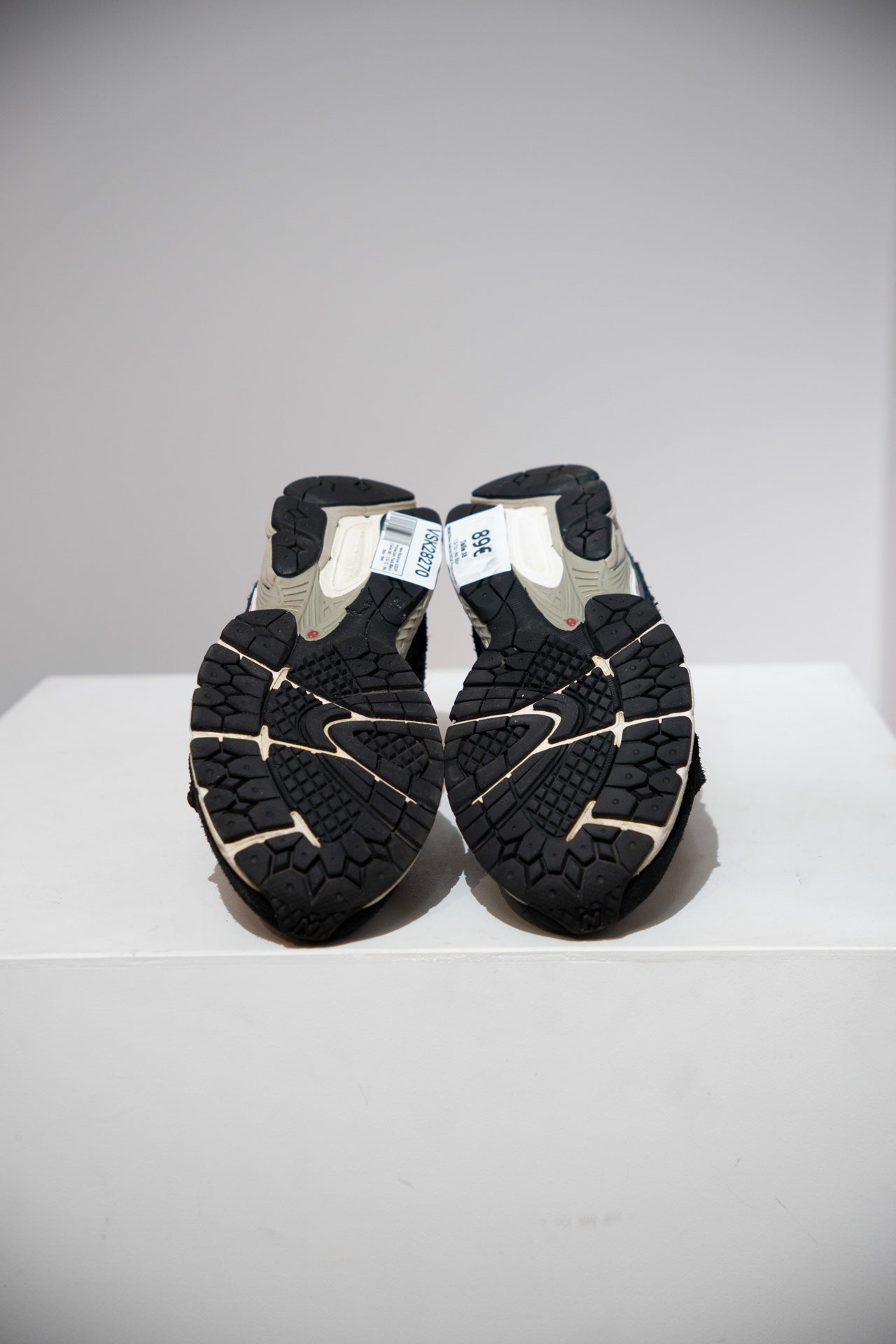 New Balance 2002R Protection Pack Black (Taille 38)