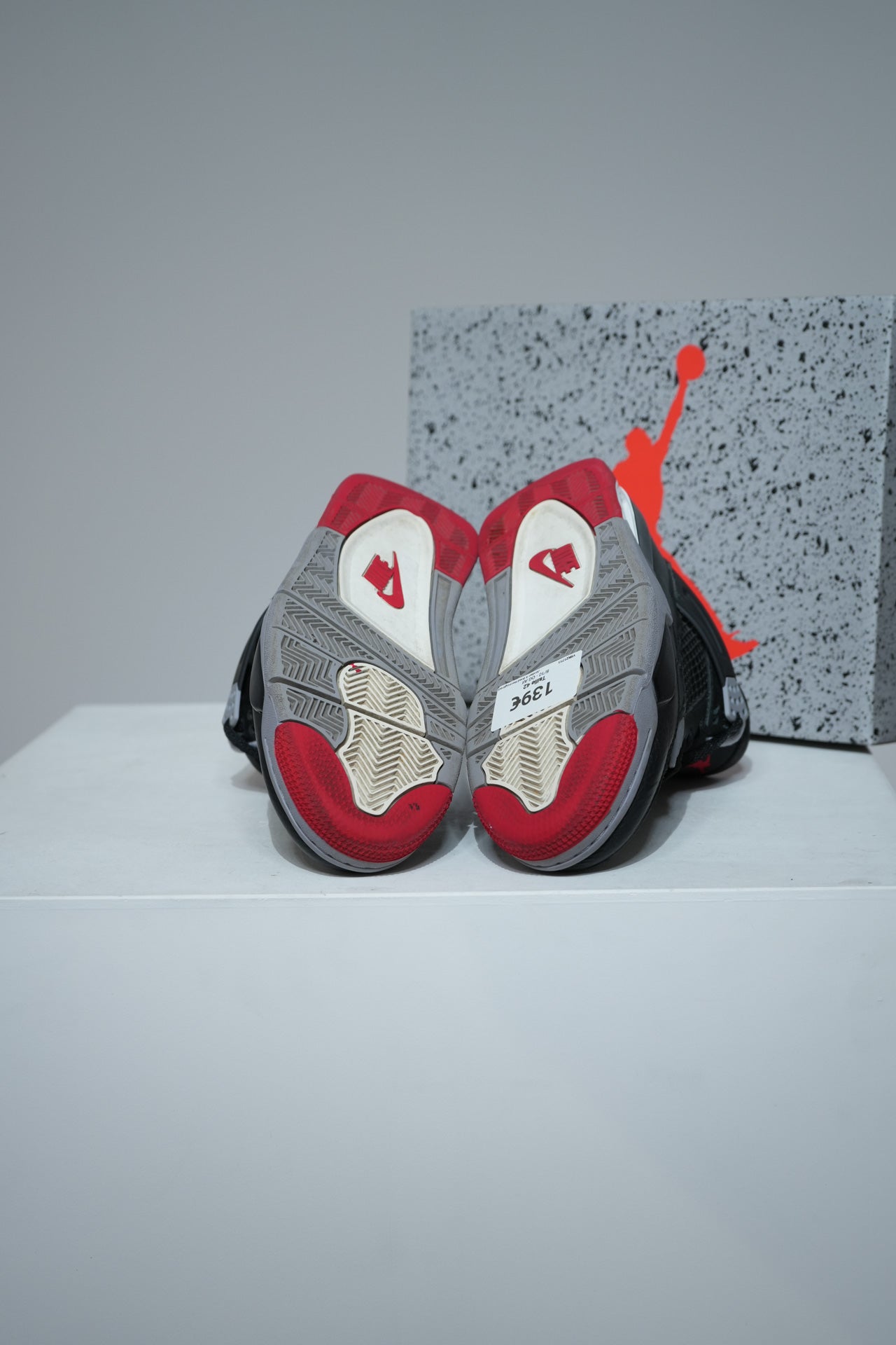 Jordan 4 Bred Reimagined (Taille 42)