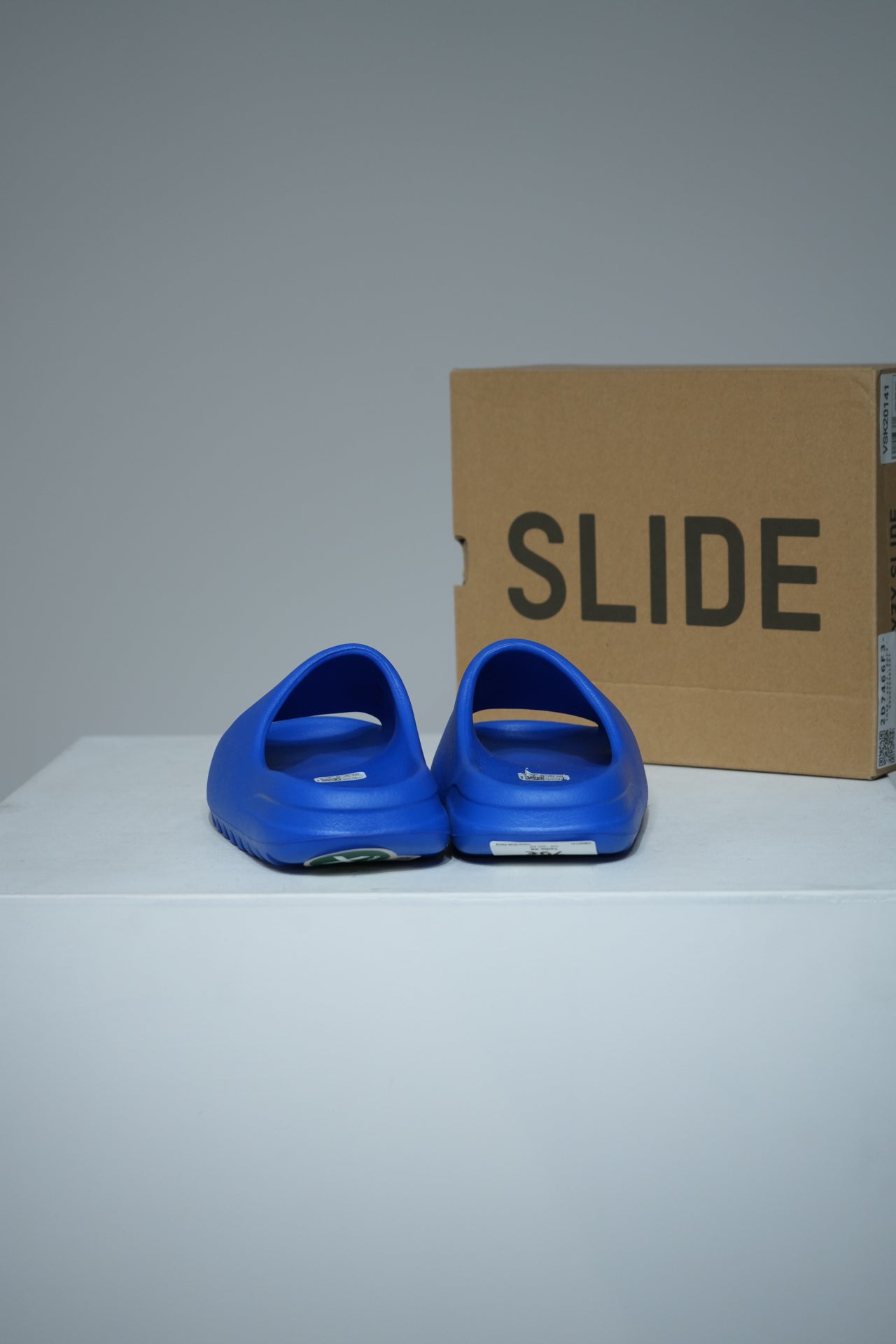 Yeezy Slide Azure (Taille 43)
