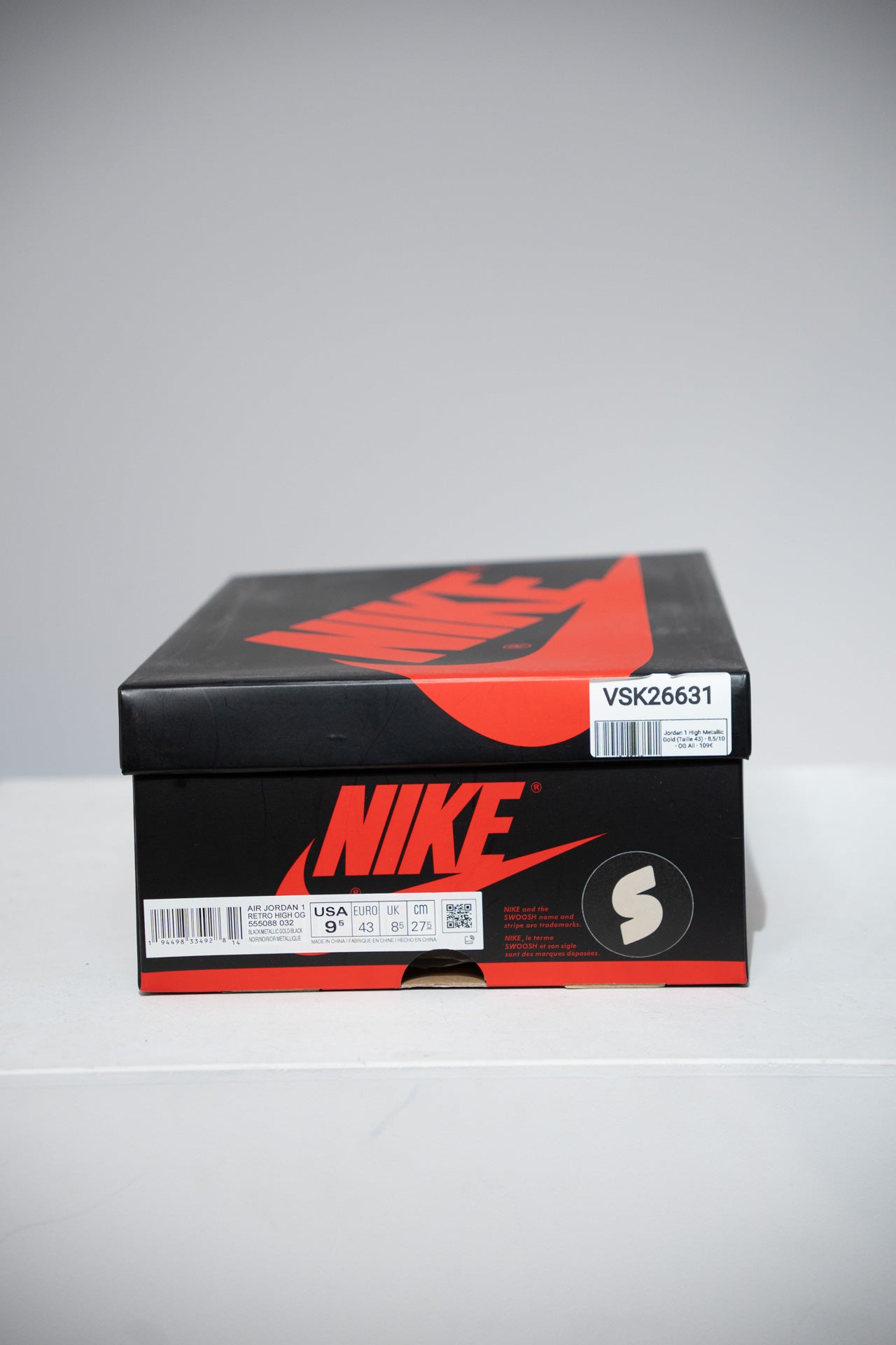 Jordan 1 High Metallic Gold (Taille 43)