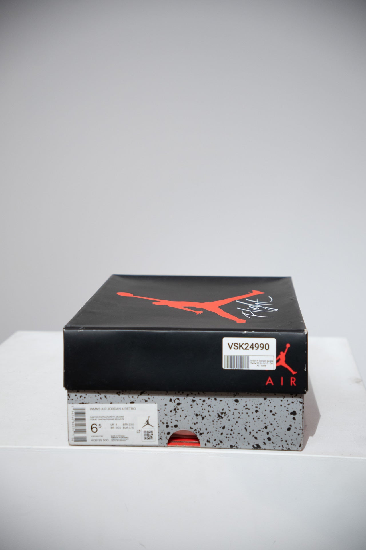 Jordan 4 Canyon purple (Taille 37,5)