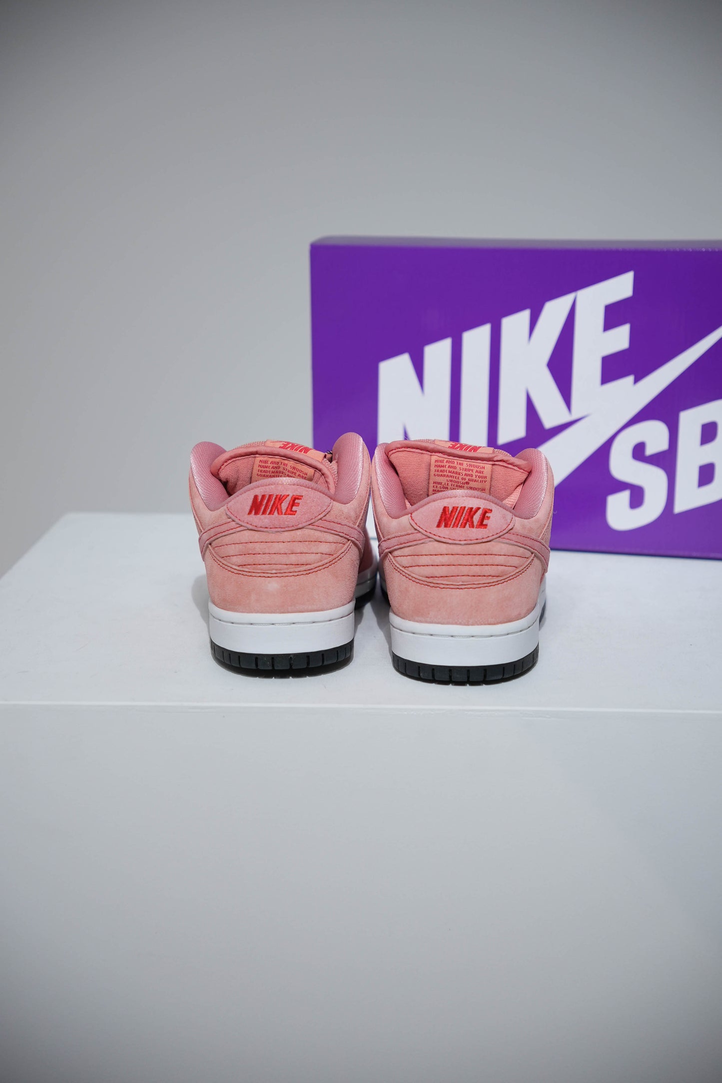 Dunk SB Pink Pig (Taille 38)