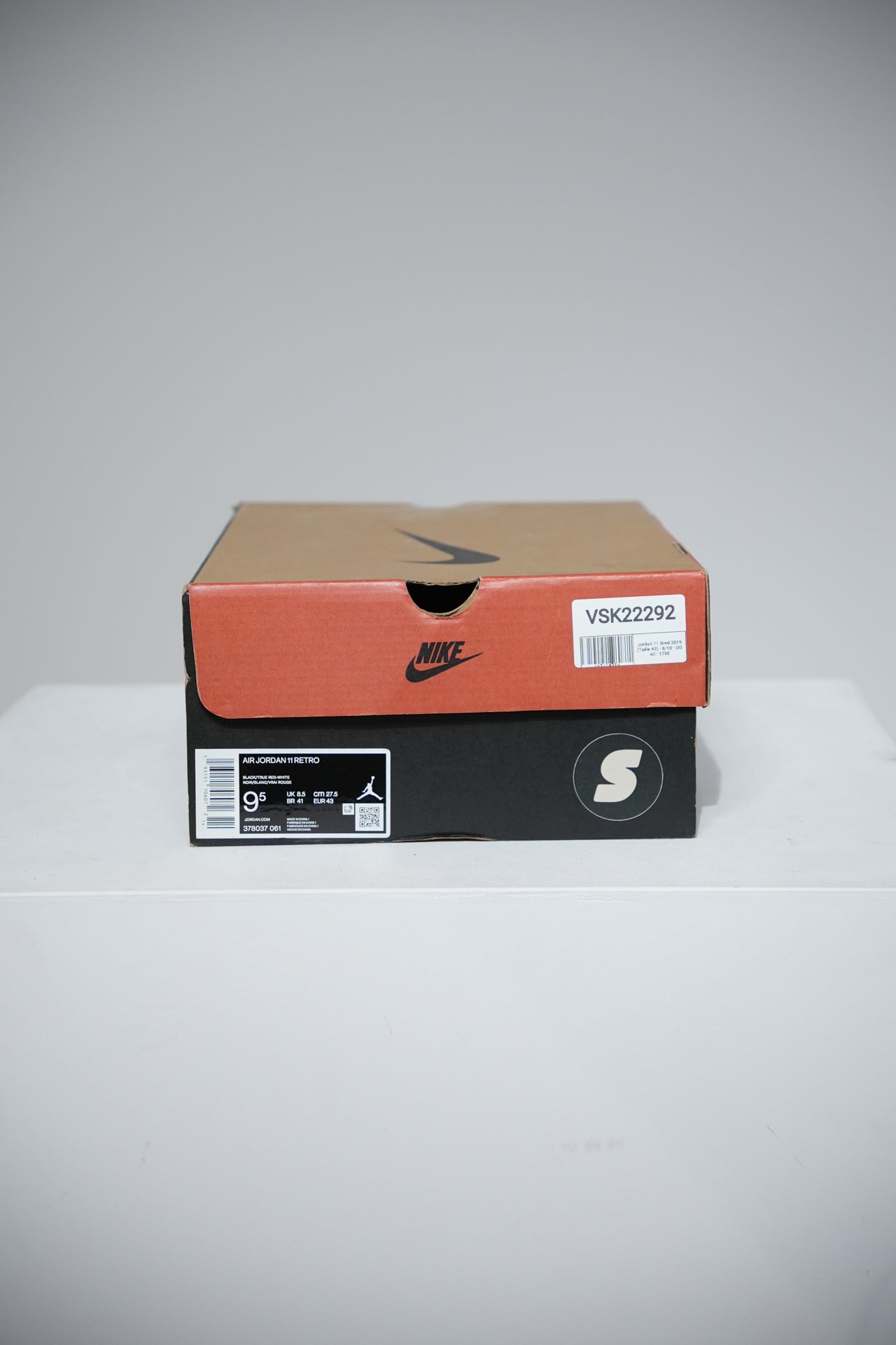 Jordan 11 Bred 2019 (Taille 43)