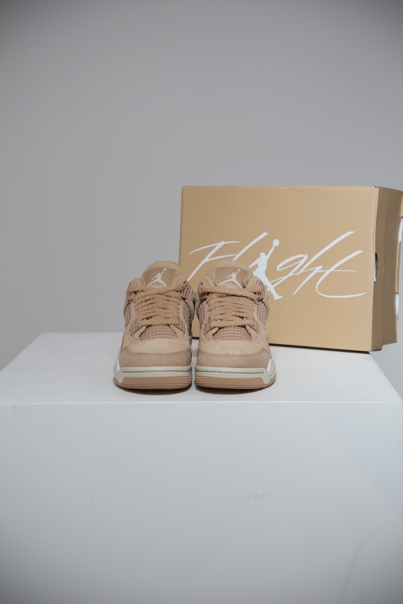 Jordan 4 Cozy Girl (Taille 38,5)