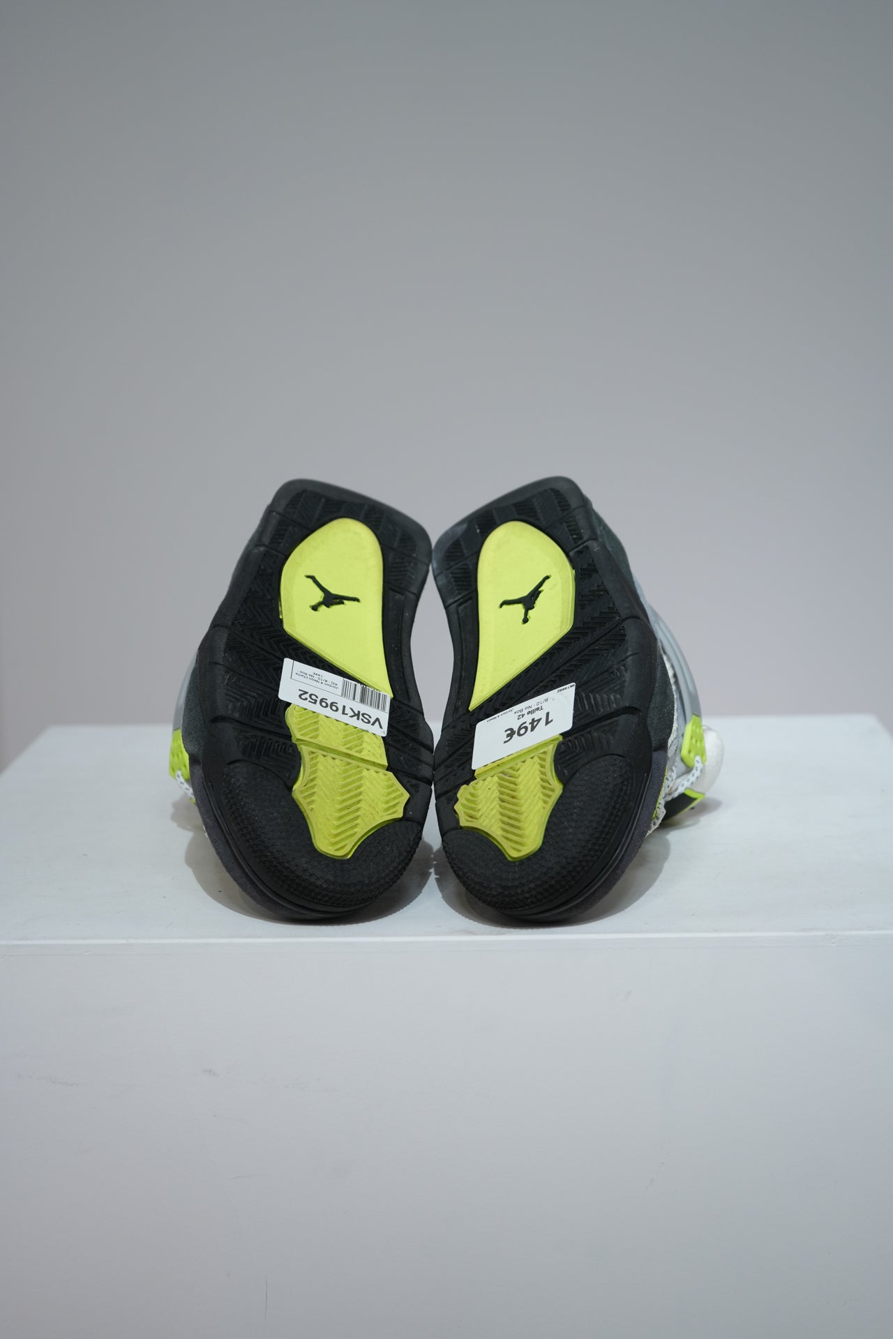 Jordan 4 Neon (Taille 42)