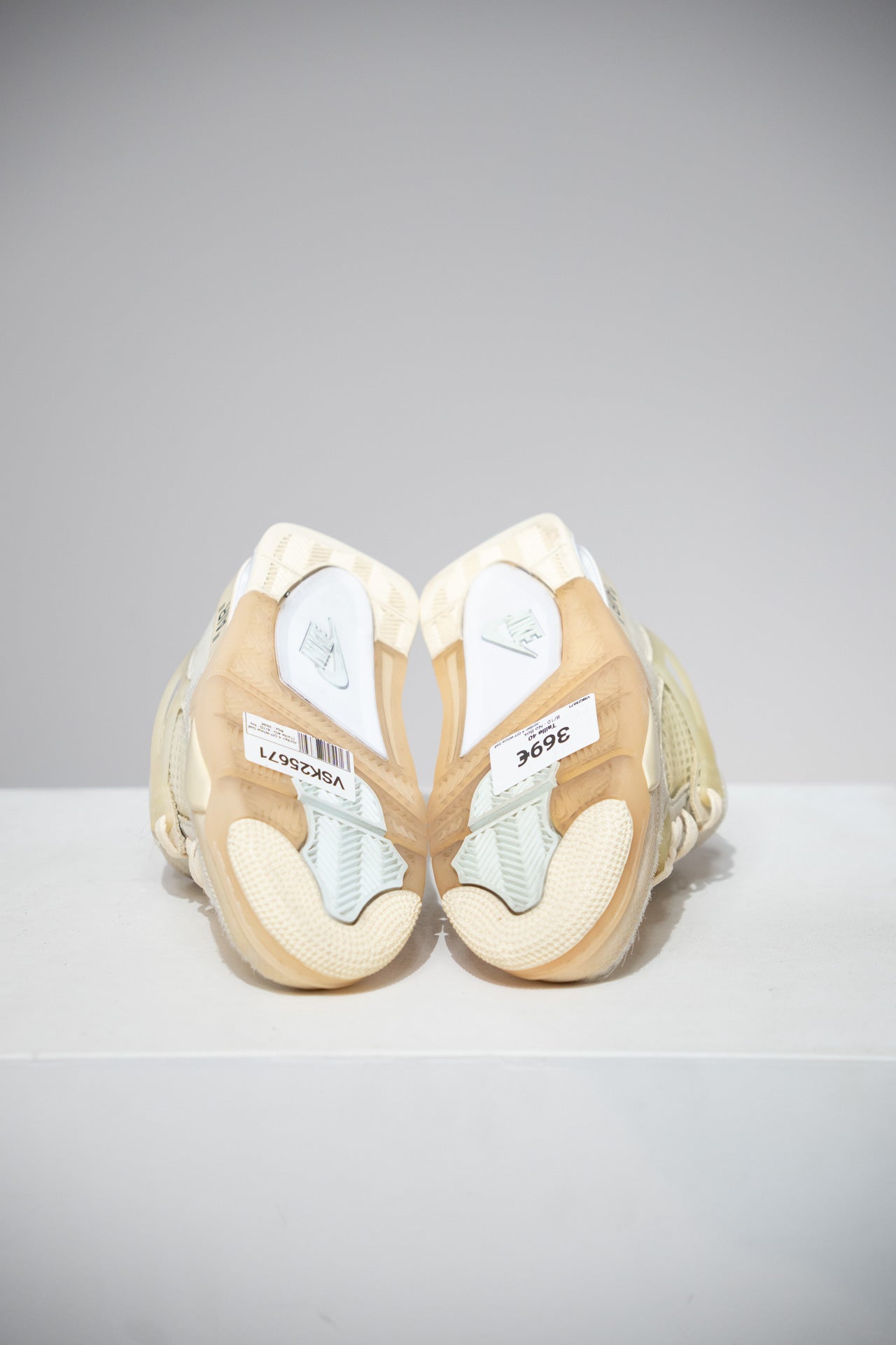 Jordan 4 Off-White Sail (Taille 40)