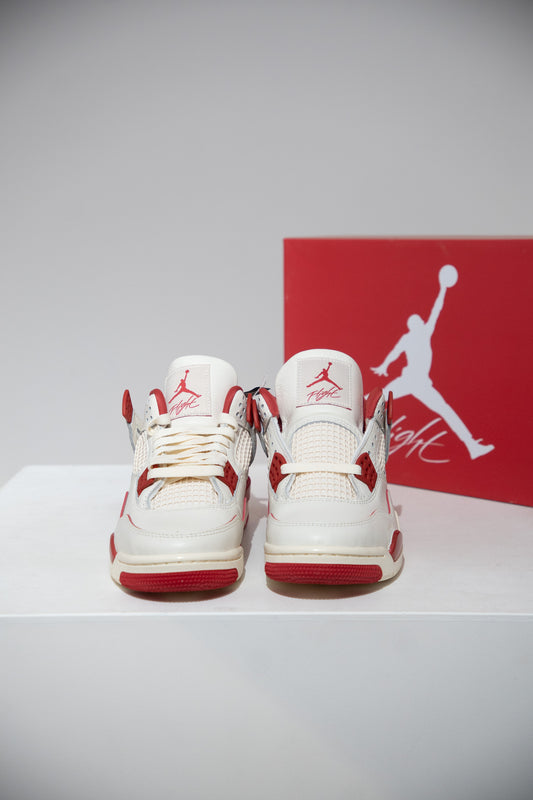 Jordan 4 Valentines Day 2026 (Taille 36,5)