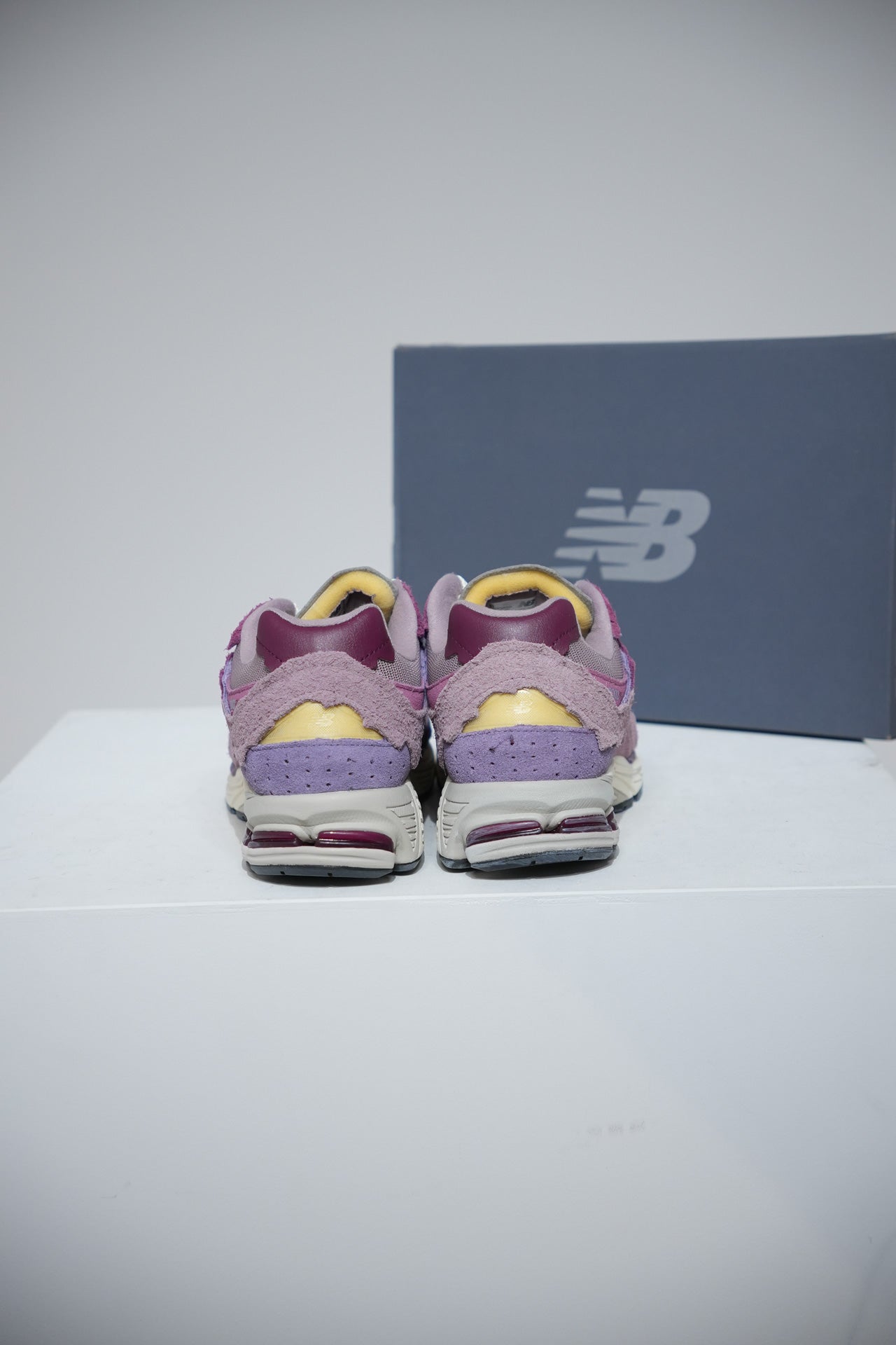 New Balance 2002R Protection pack Pink (Taille 37,5)