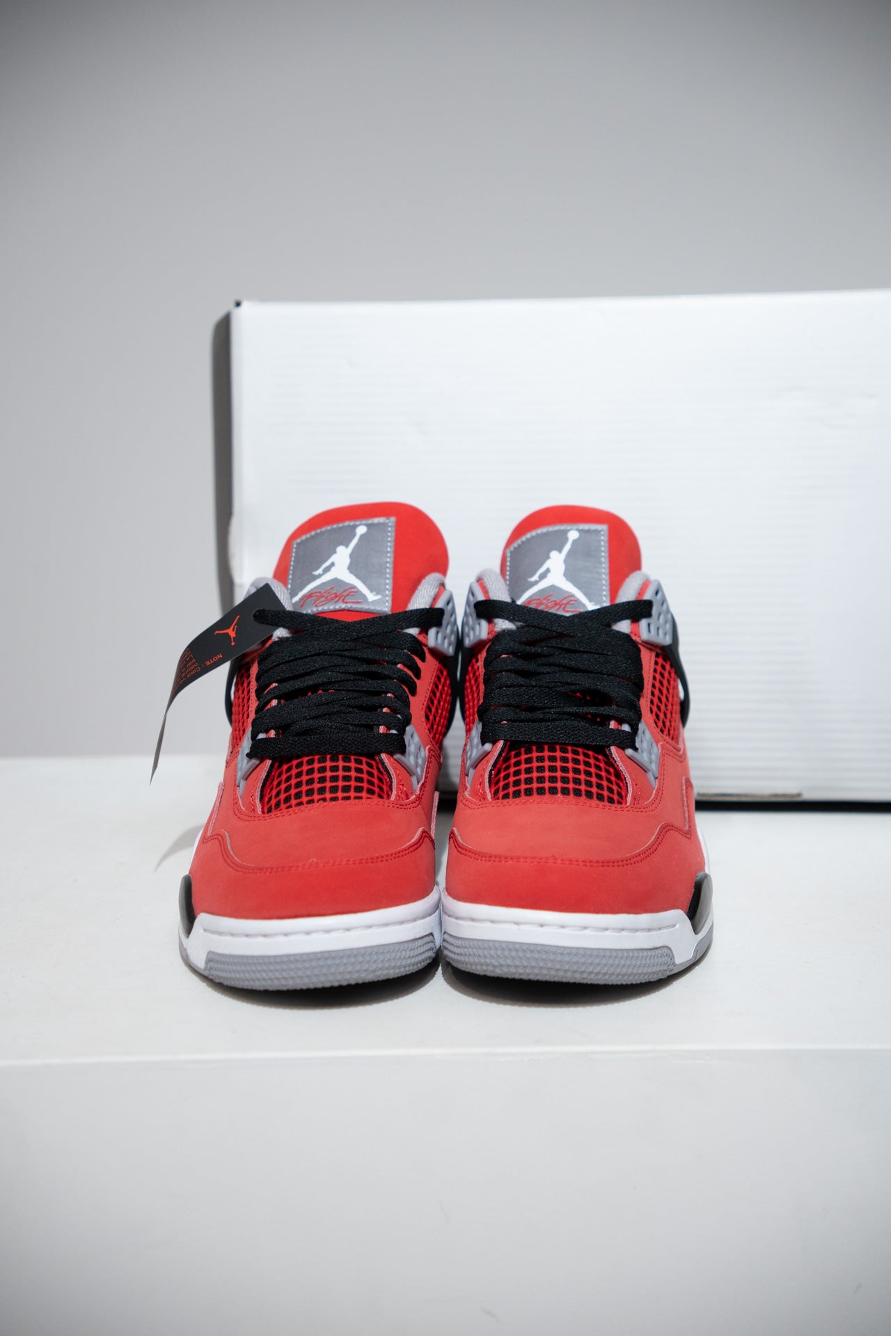 Jordan 4 Toro Bravo 2026 (Taille 40,5)