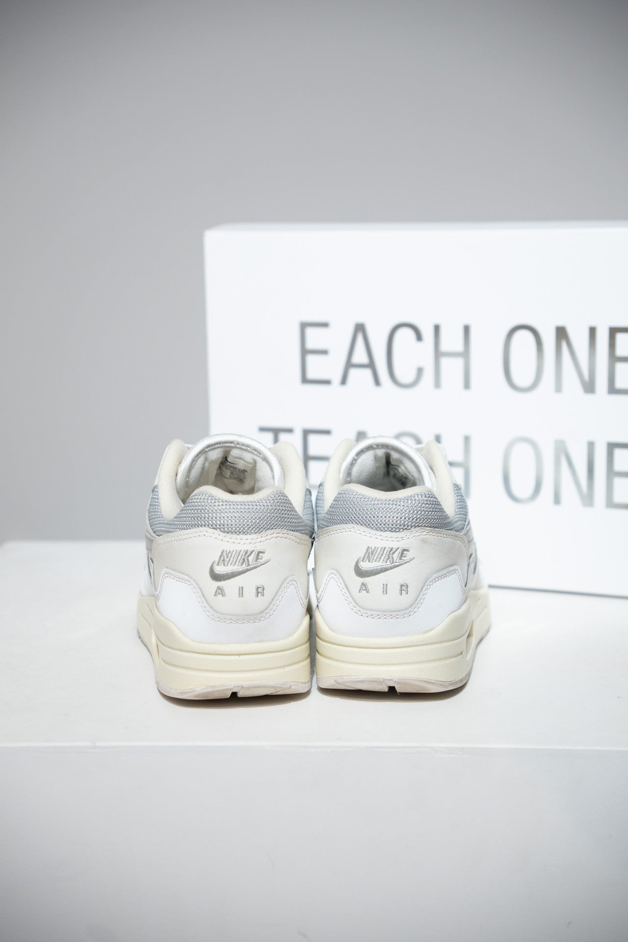 Air Max 1 Patta White (Taille 43)