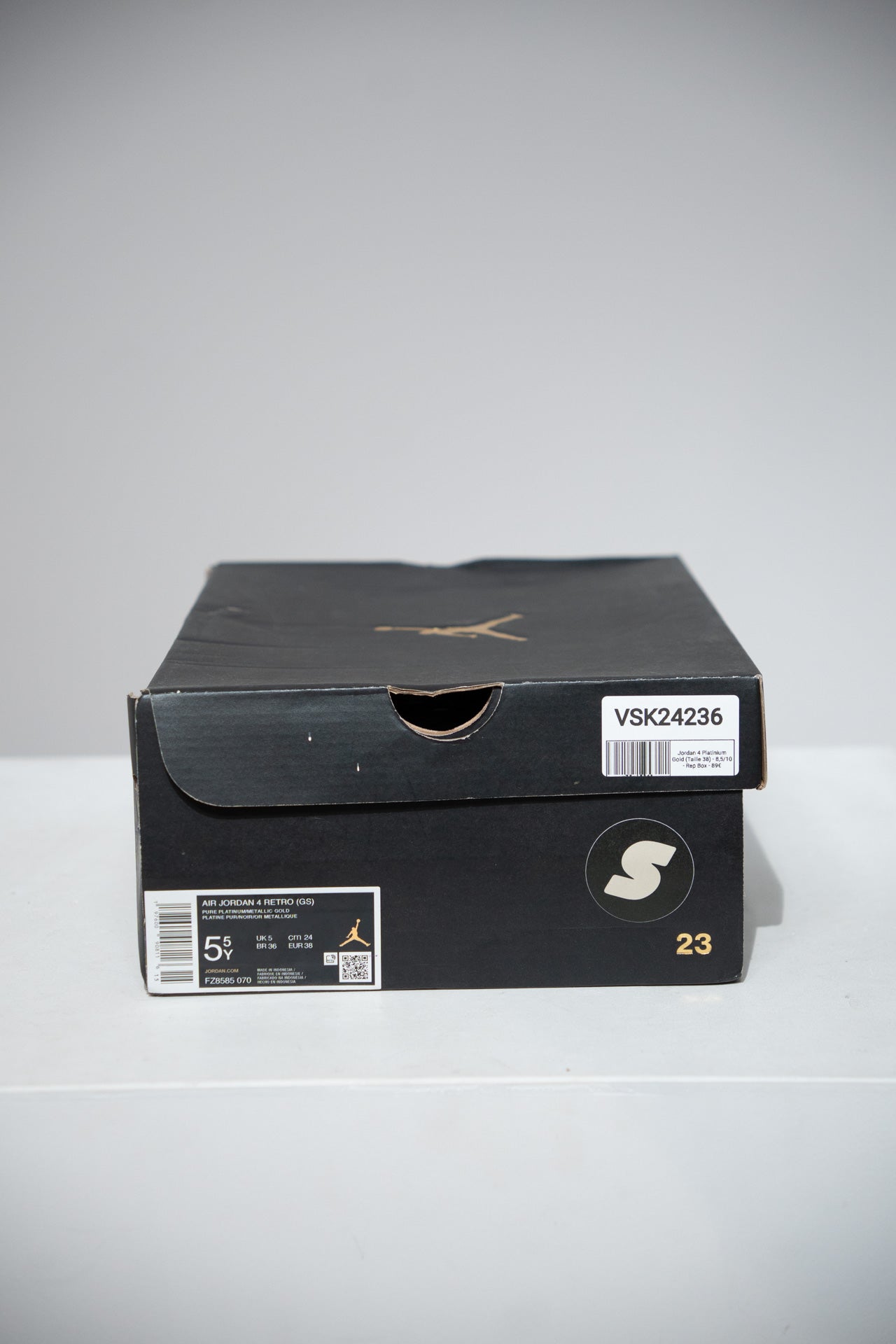 Jordan 4 Platinium Gold (Taille 38)