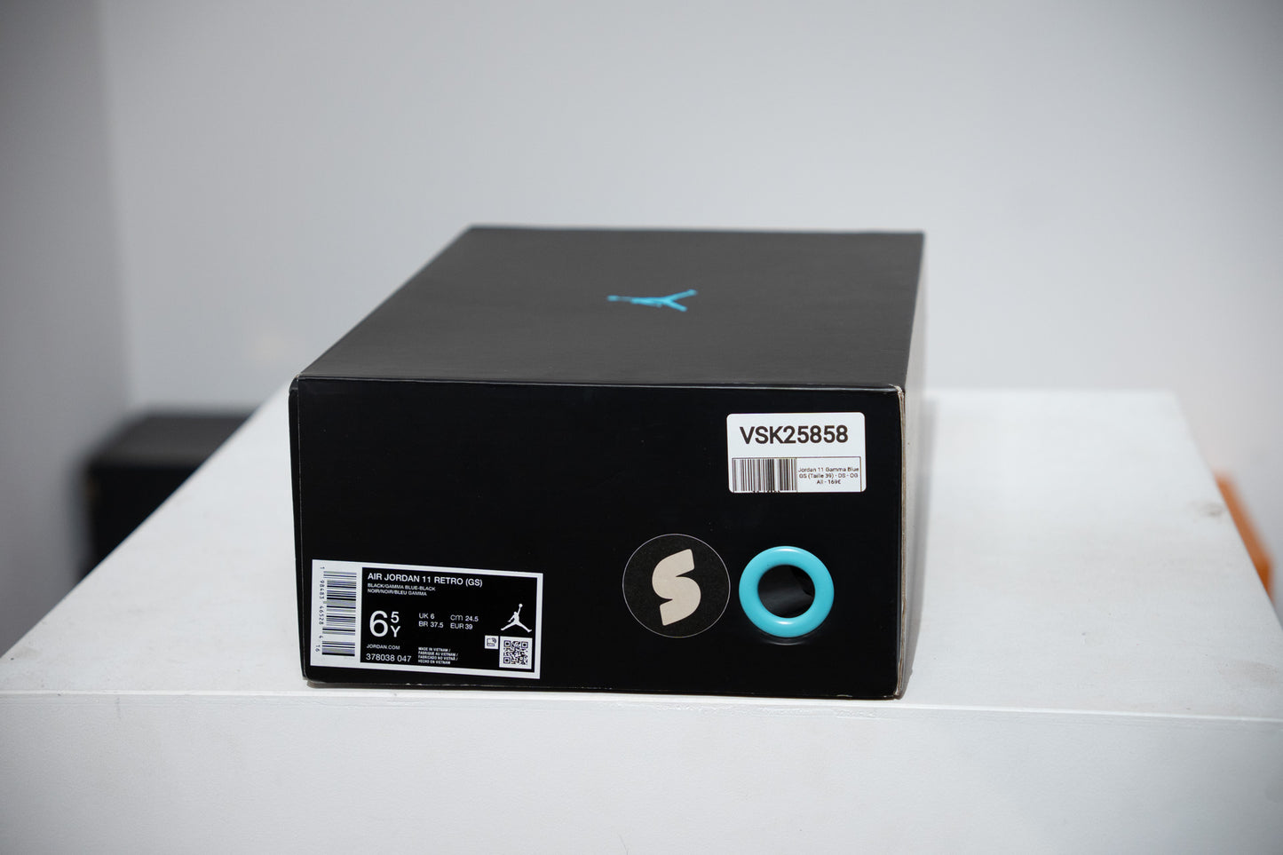Jordan 11 Gamma Blue GS (Taille 39)