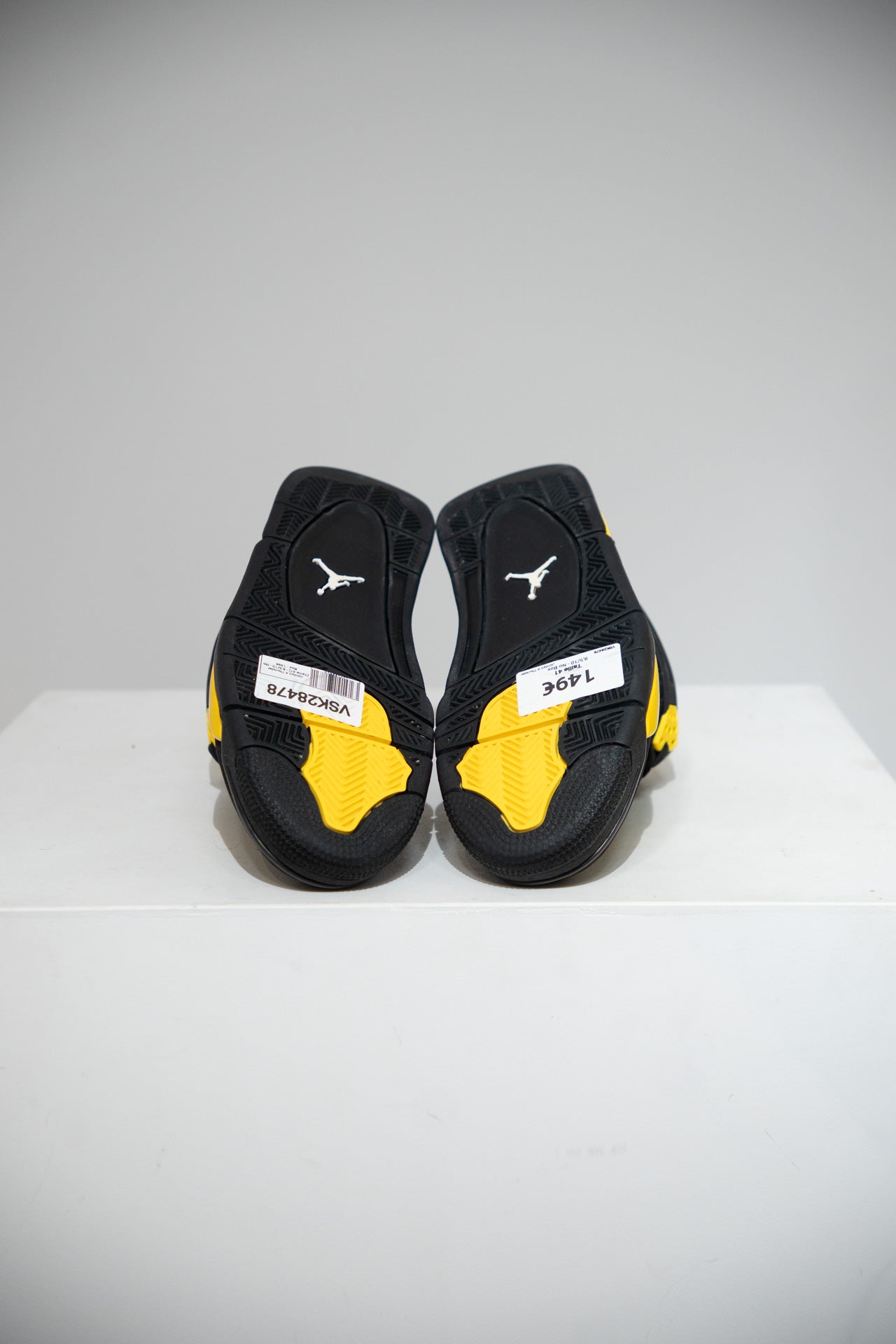 Jordan 4 Thunder (Taille 41)