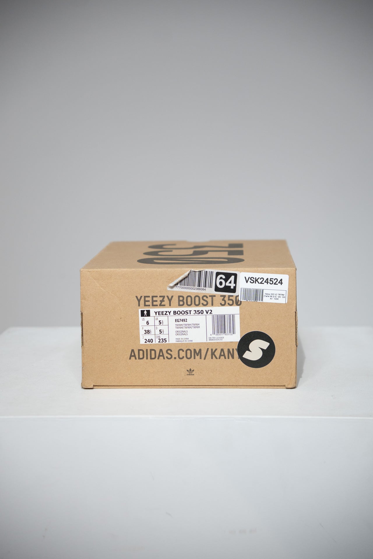 Yeezy 350 V2 TRFRM (Taille 38 2/3)