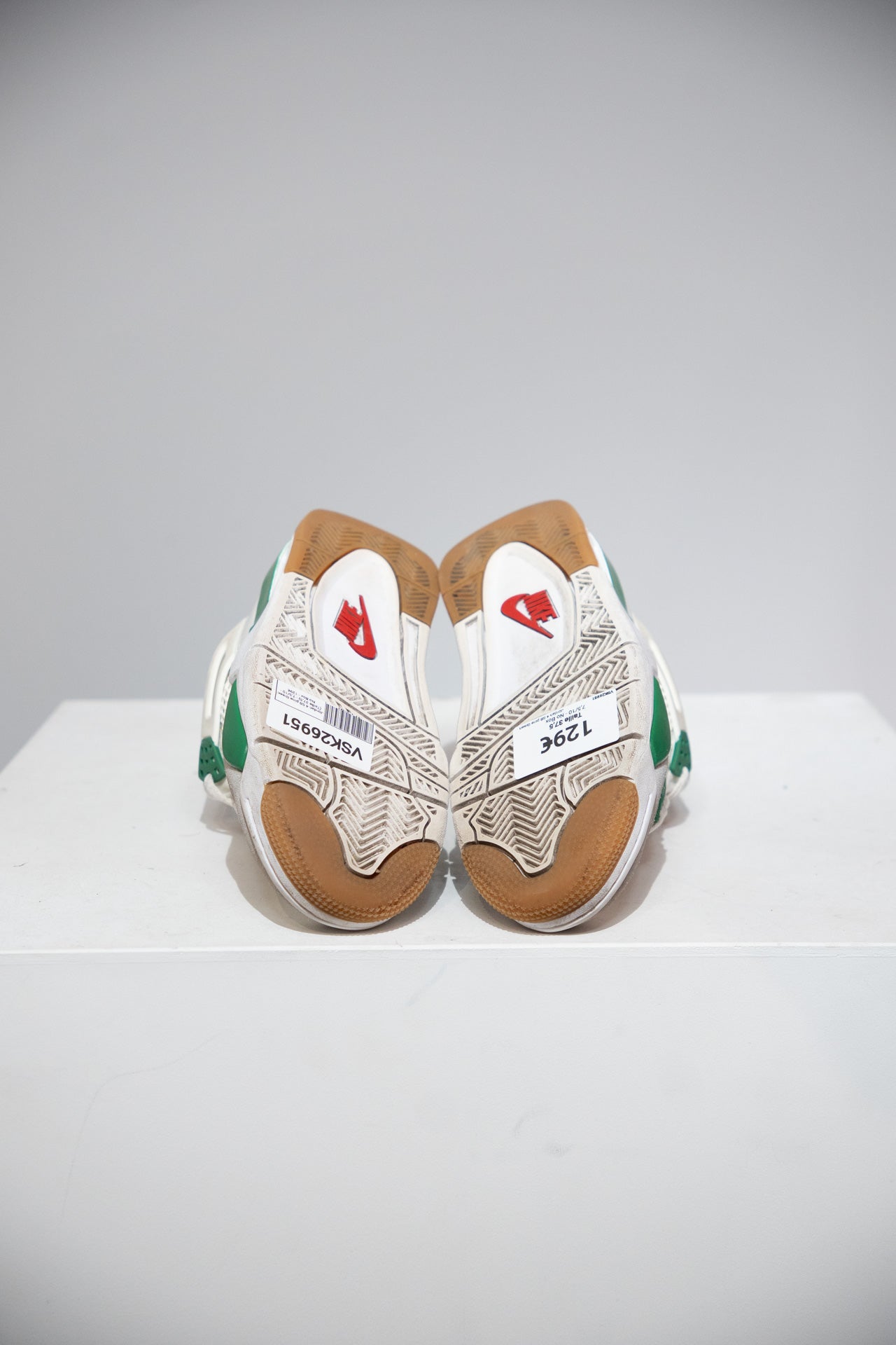 Jordan 4 SB pine Green (Taille 37,5)