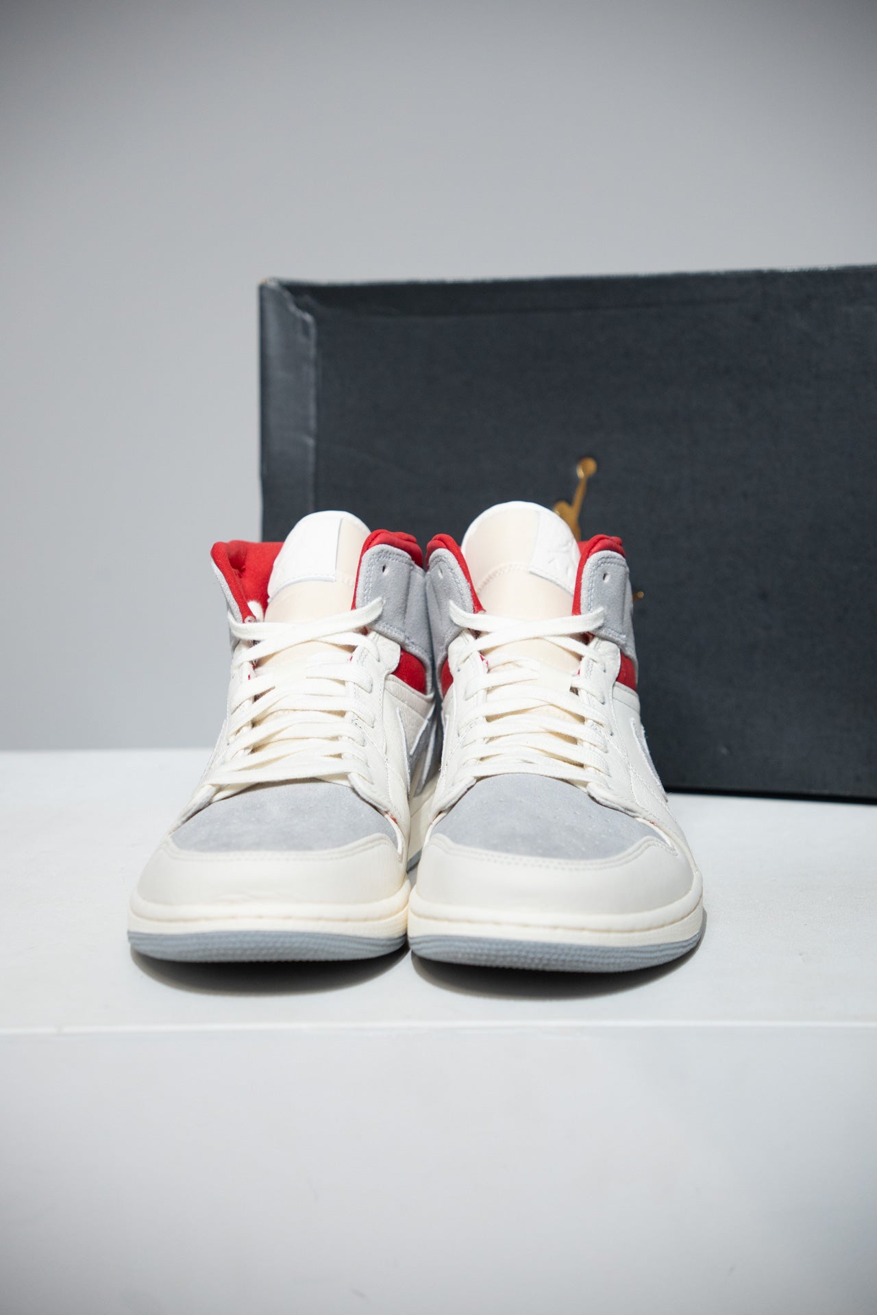 Jordan 1 Mid SNS (Taille 44,5)
