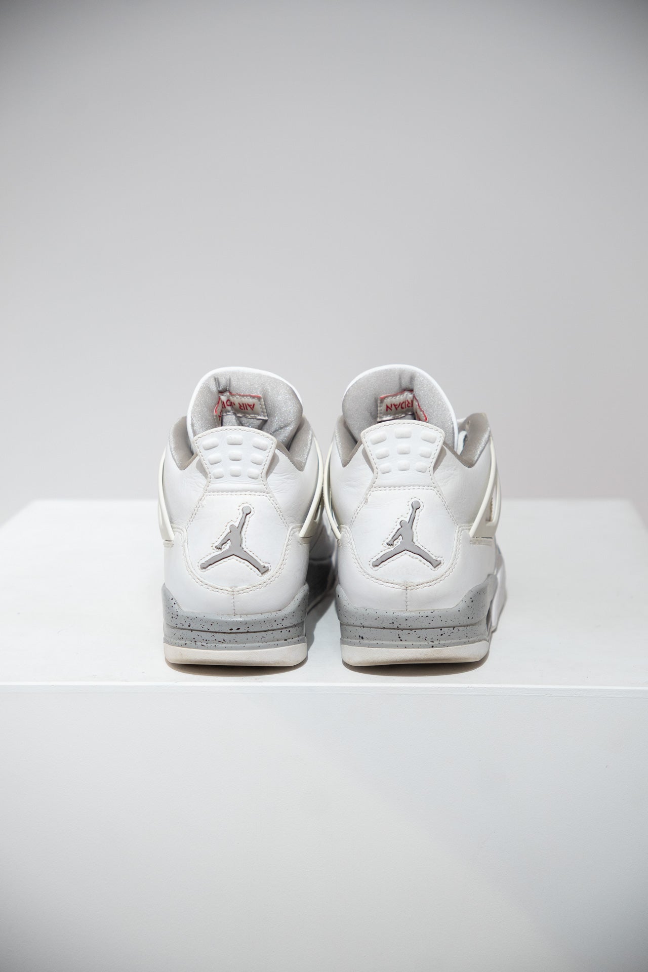 Jordan 4 White Oreo (Taille 41)
