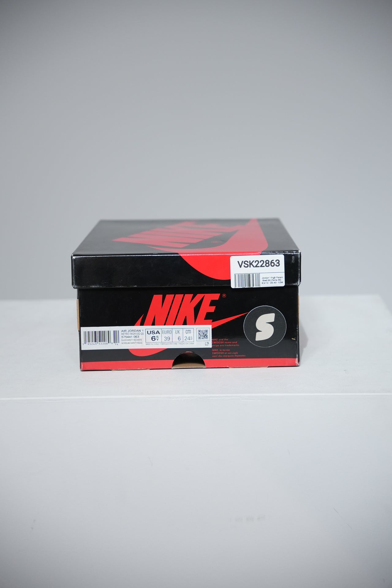 Jordan 1 high Patent Bred GS (Taille 39)