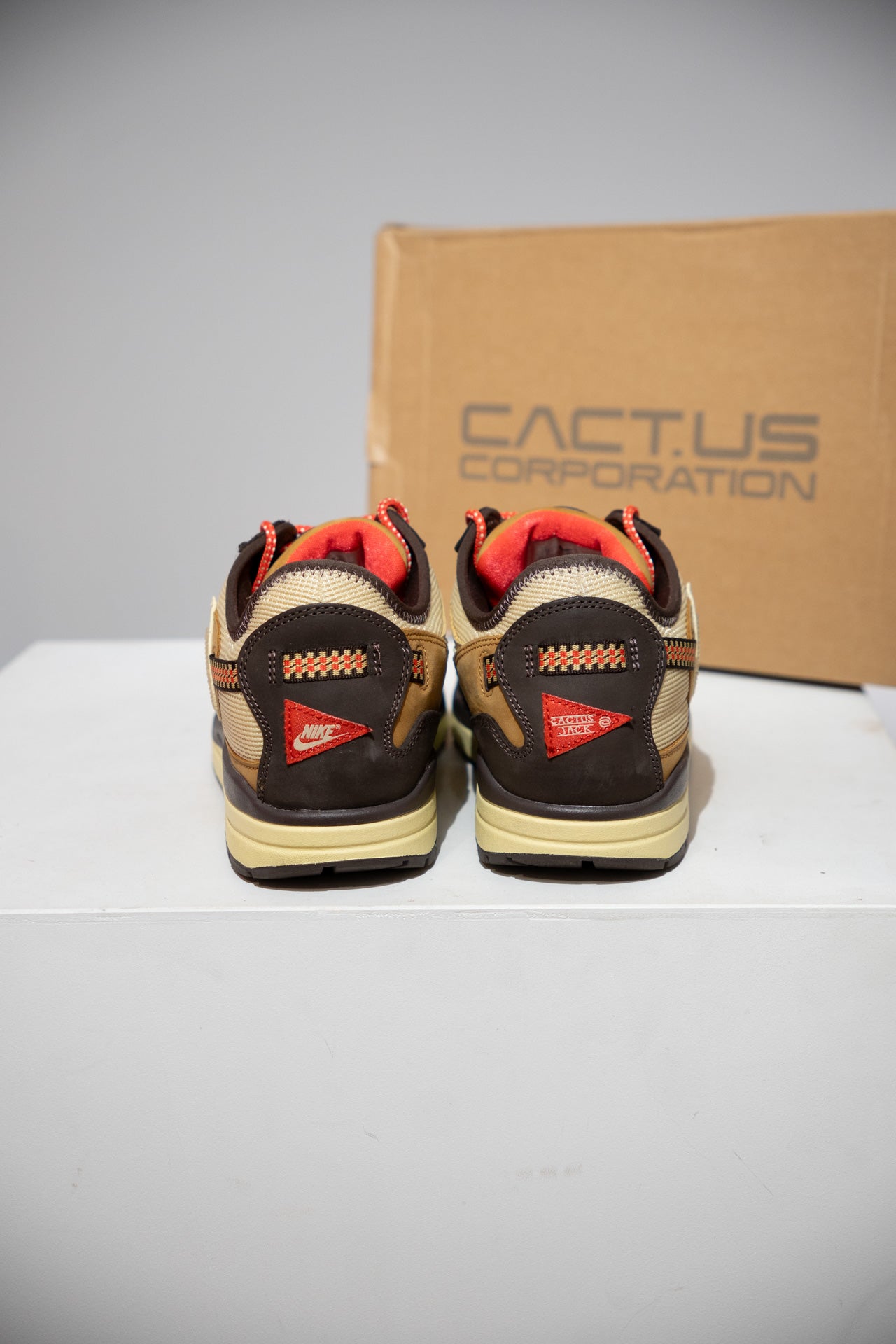 Air Max 1 Travis Scott Baroque Brown (Taille 48,5)