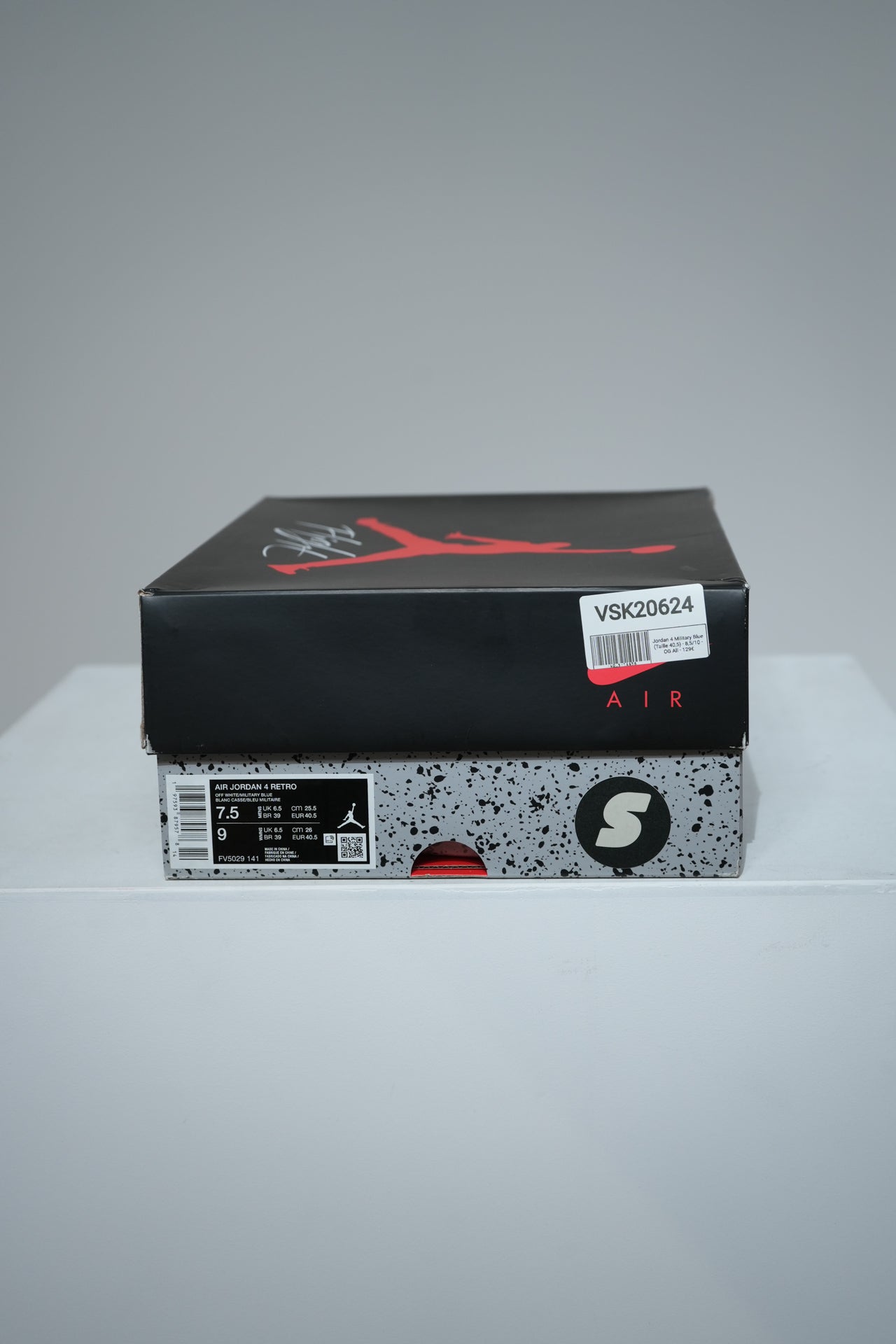 Jordan 4 Military Blue (Taille 40,5)