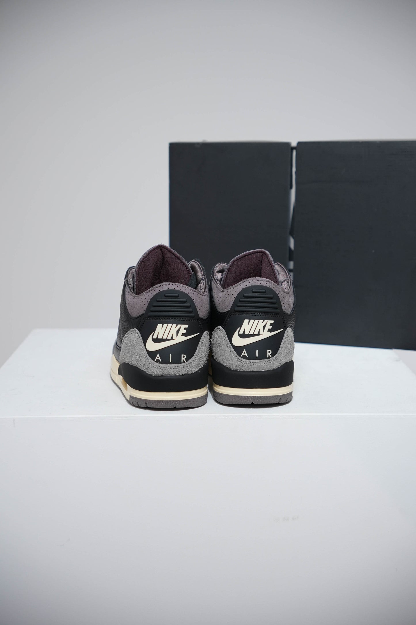 Jordan 3 A Ma Maniere Black (Taille 40)