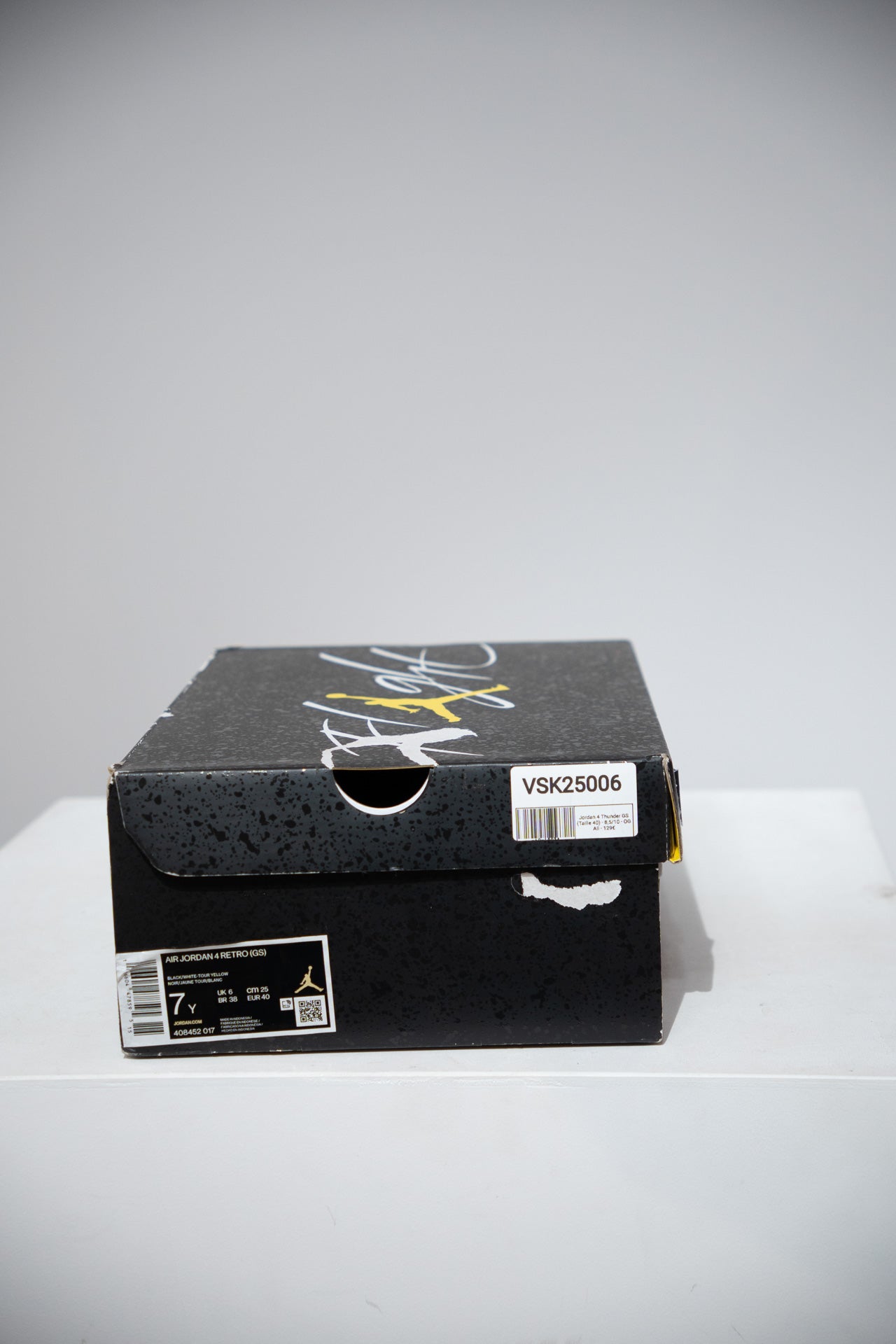 Jordan 4 Thunder GS (Taille 40)