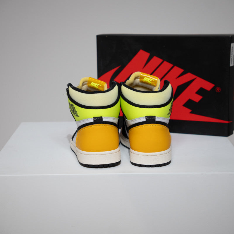 Jordan 1 High Volt (Taille 43)