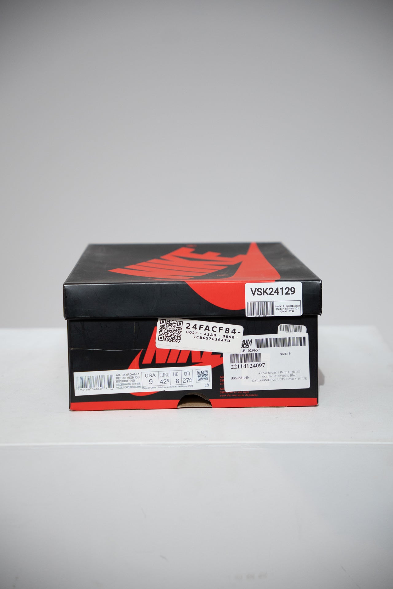 Jordan 1 High Obsidian (Taille 42,5)