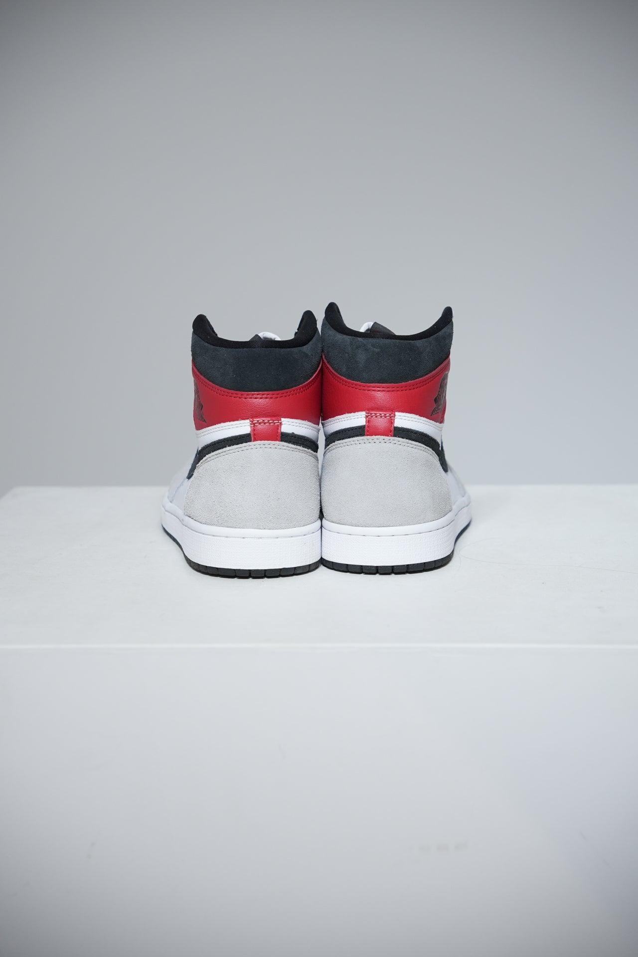 Jordan 1 High Smoke Grey (Taille 44)