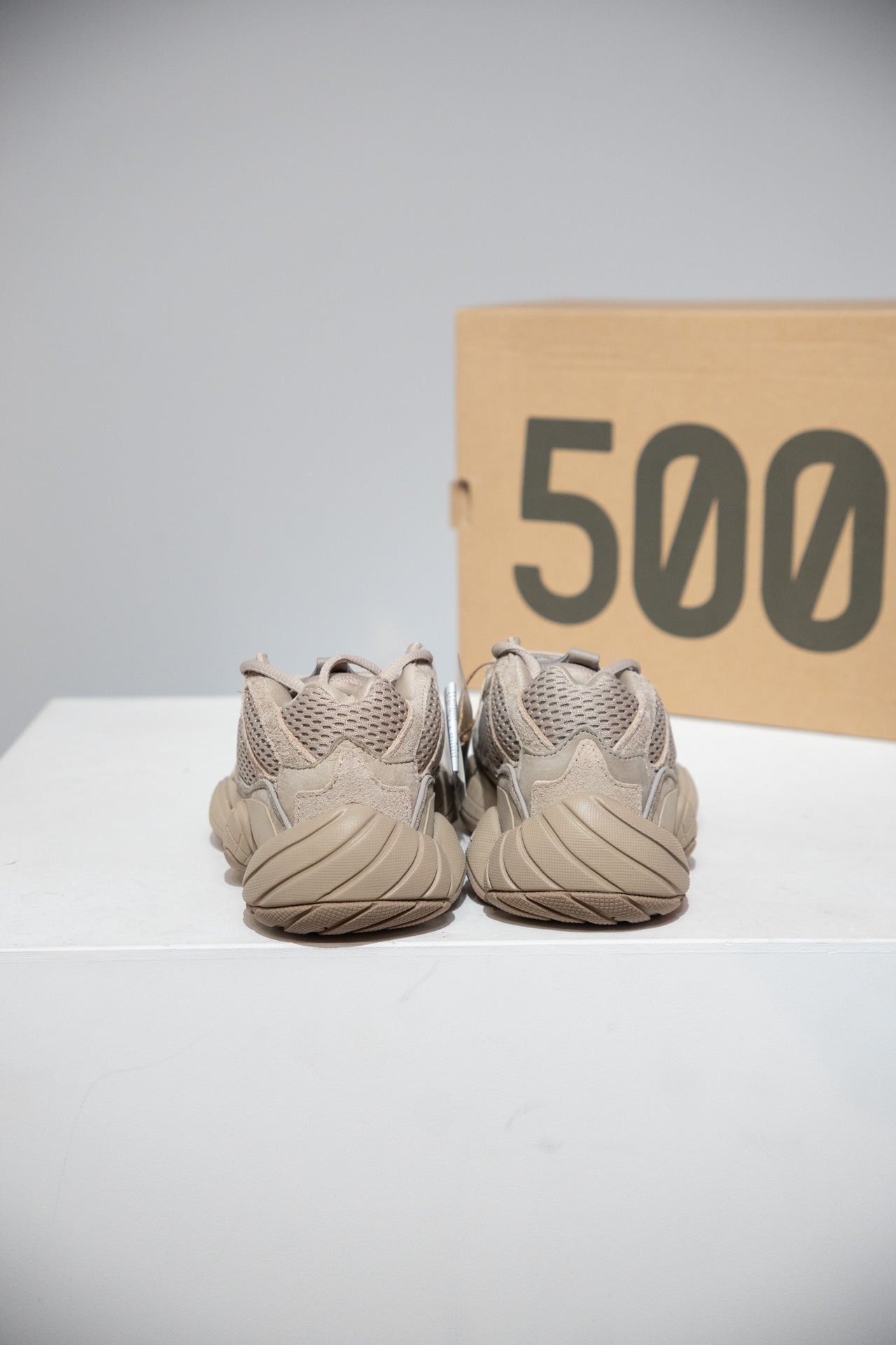 Yeezy 500 Taupe Light (Taille 38)