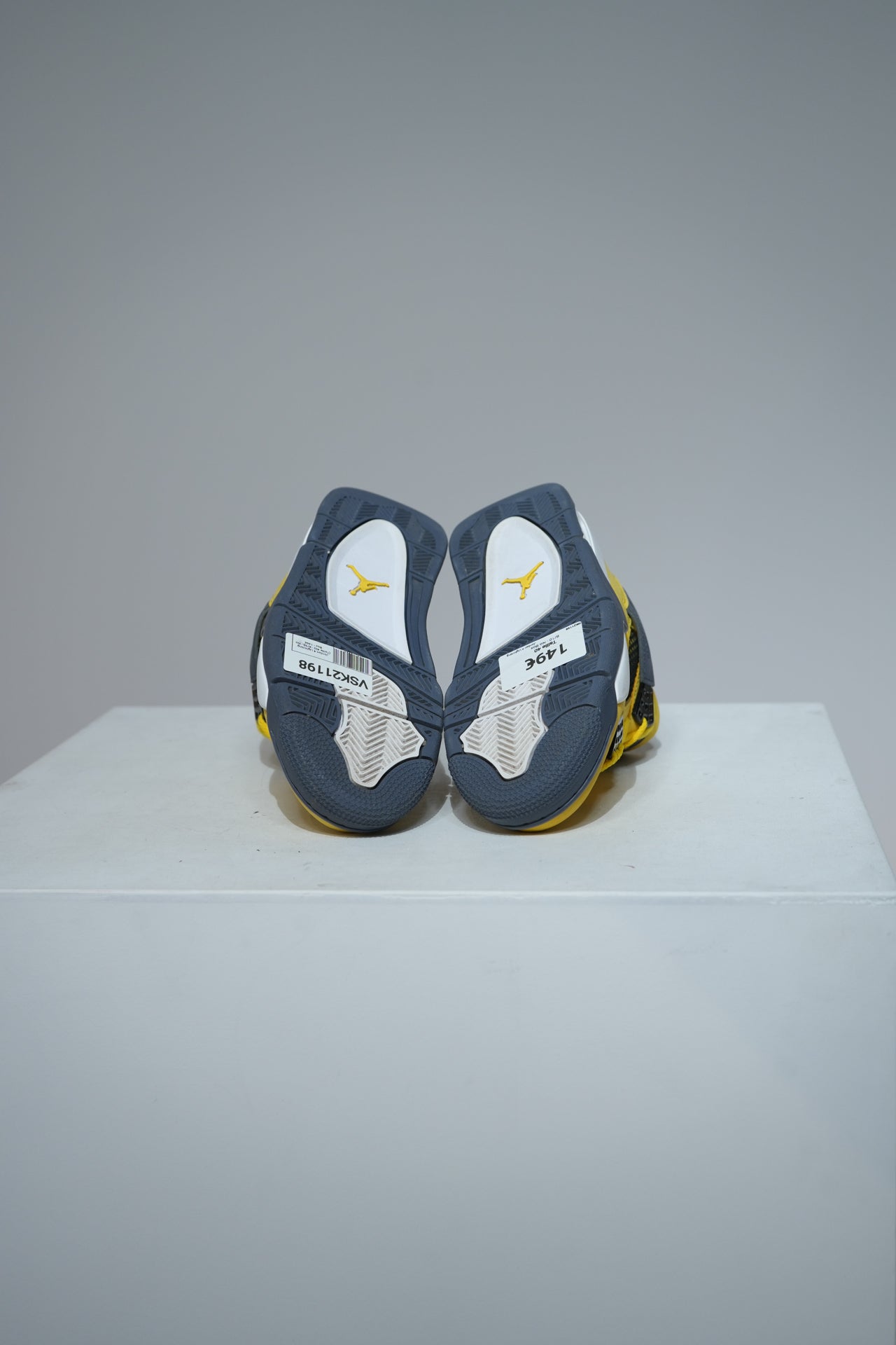 Jordan 4 Lightning (Taille 40)