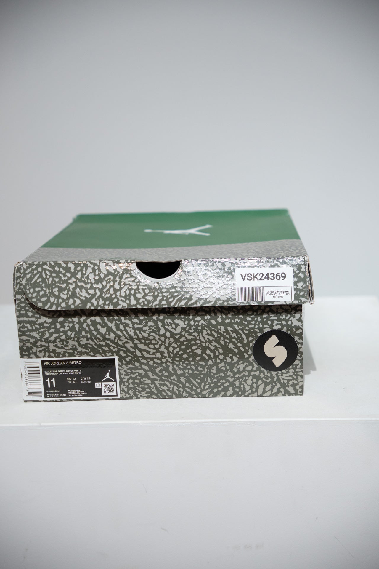 Jordan 3 Pine green (Taille 45)