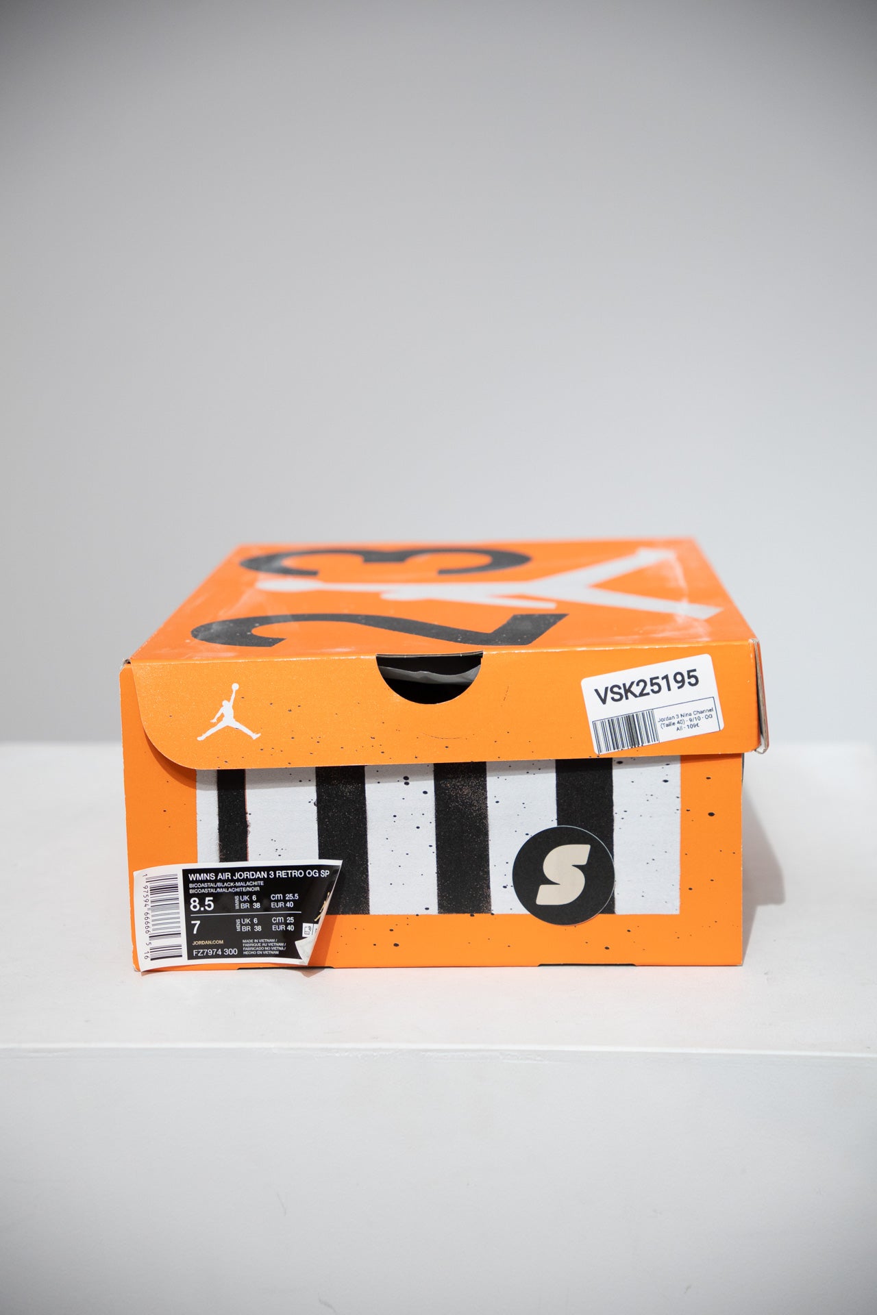 Jordan 3 Nina Channel (Taille 40)