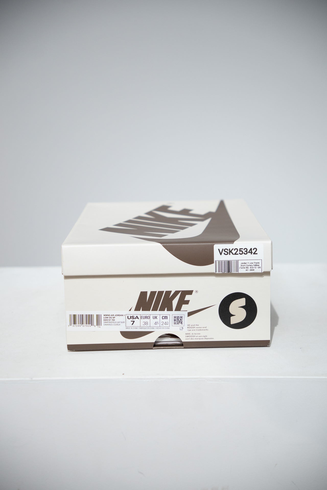 Jordan 1 Low Travis Scott Canary Yellow (Taille 38)