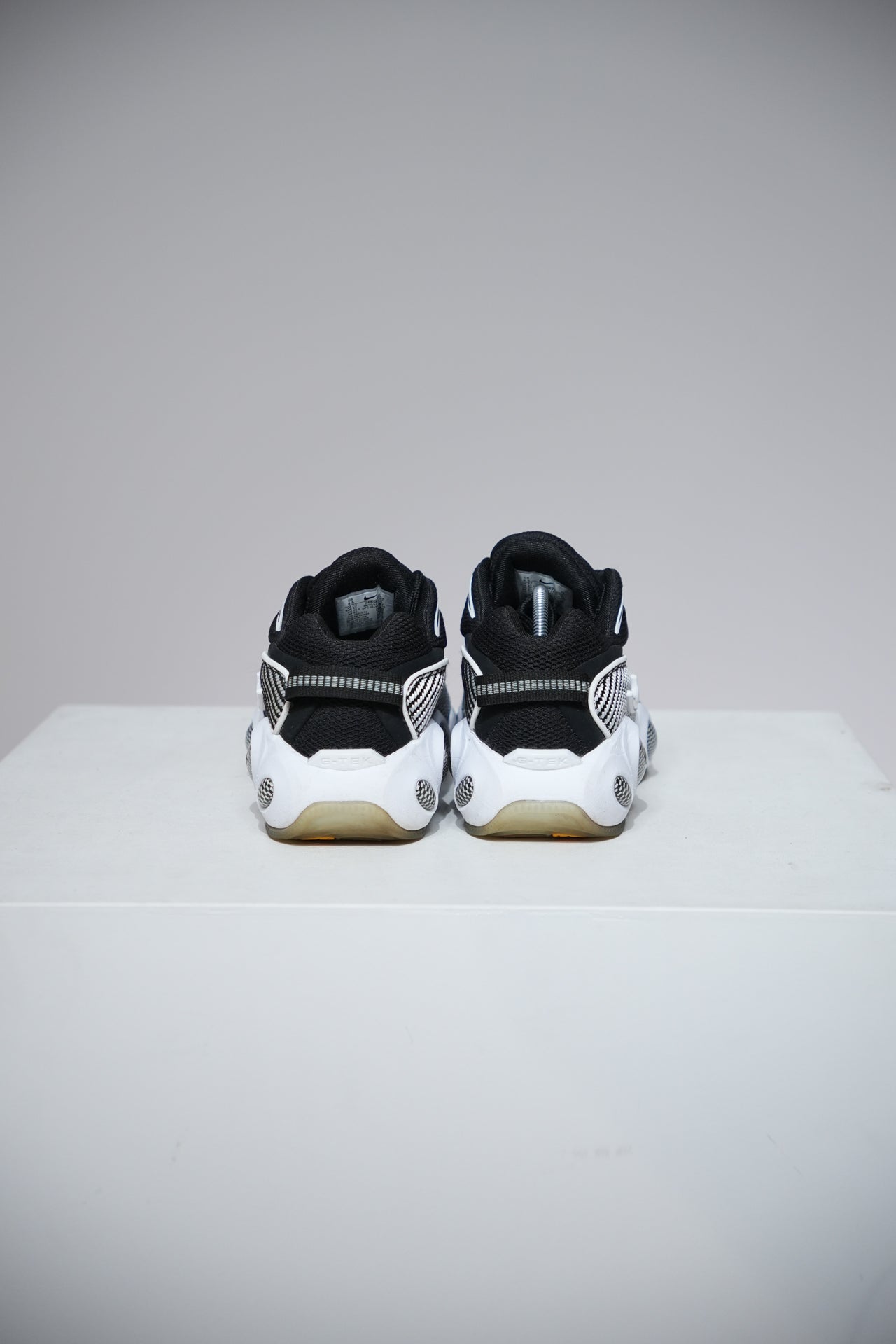Nocta Glide Black White (Taille 42)