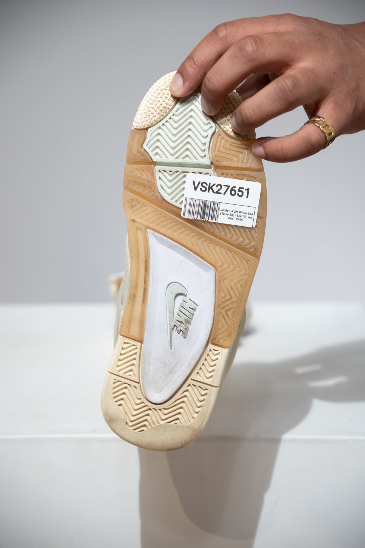 Jordan 4 Off-White Sail (Taille 38)
