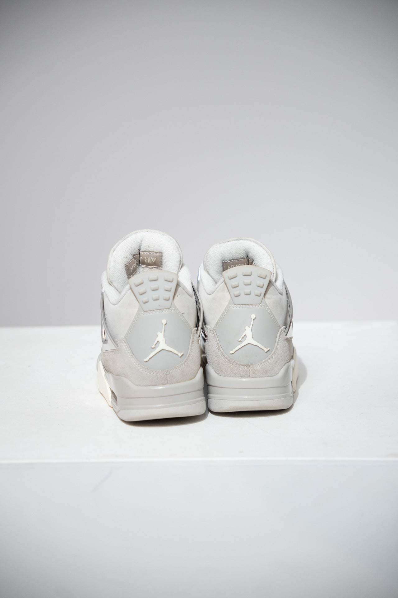 Jordan 4 Frozen Moments (Taille 35,5)