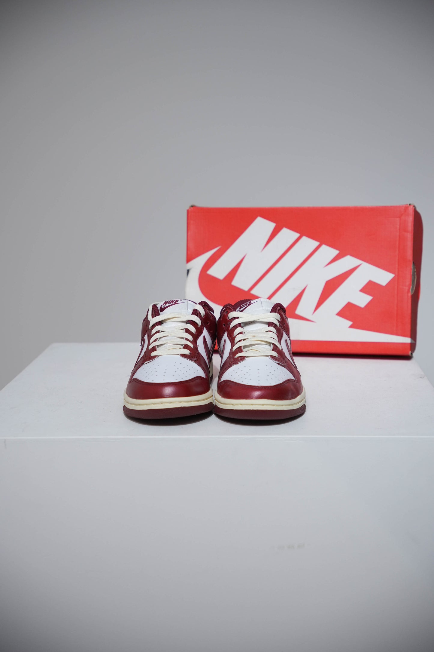 Dunk low Vintage Red (Taille 38)
