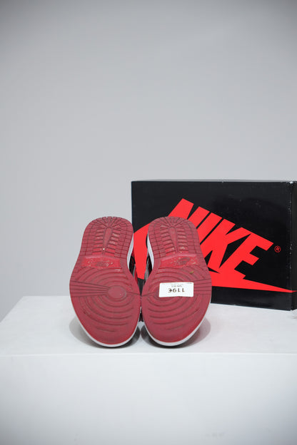 Jordan 1 High Patent Bred (Taille 40,5)