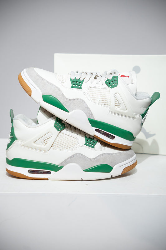 Jordan 4 SB pine Green (Taille 41)