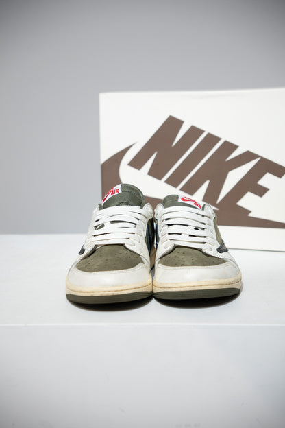 Jordan 1 Low Travis Scott Medium Olive (Taille 41)