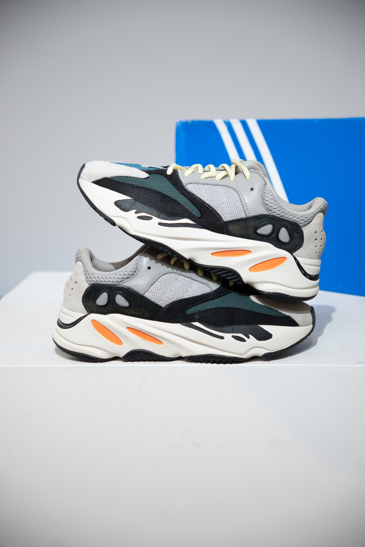 Yeezy 700 Wave Runner (Taille 40,5)