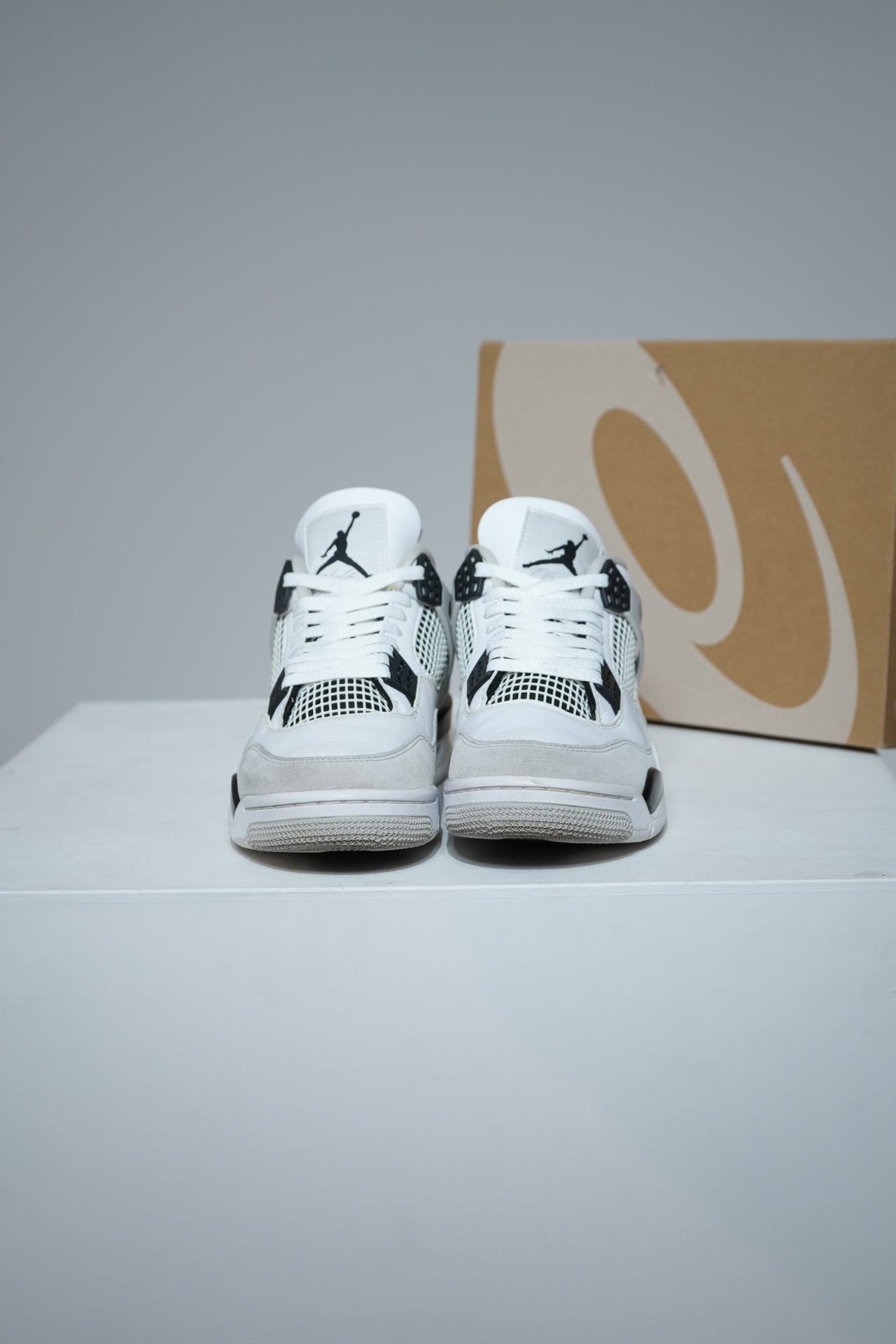 Jordan 4 Military Black GS (Taille 38,5)