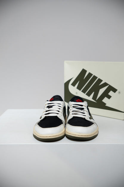 Jordan 1 Low Travis Scott Olive (Taille 40,5)