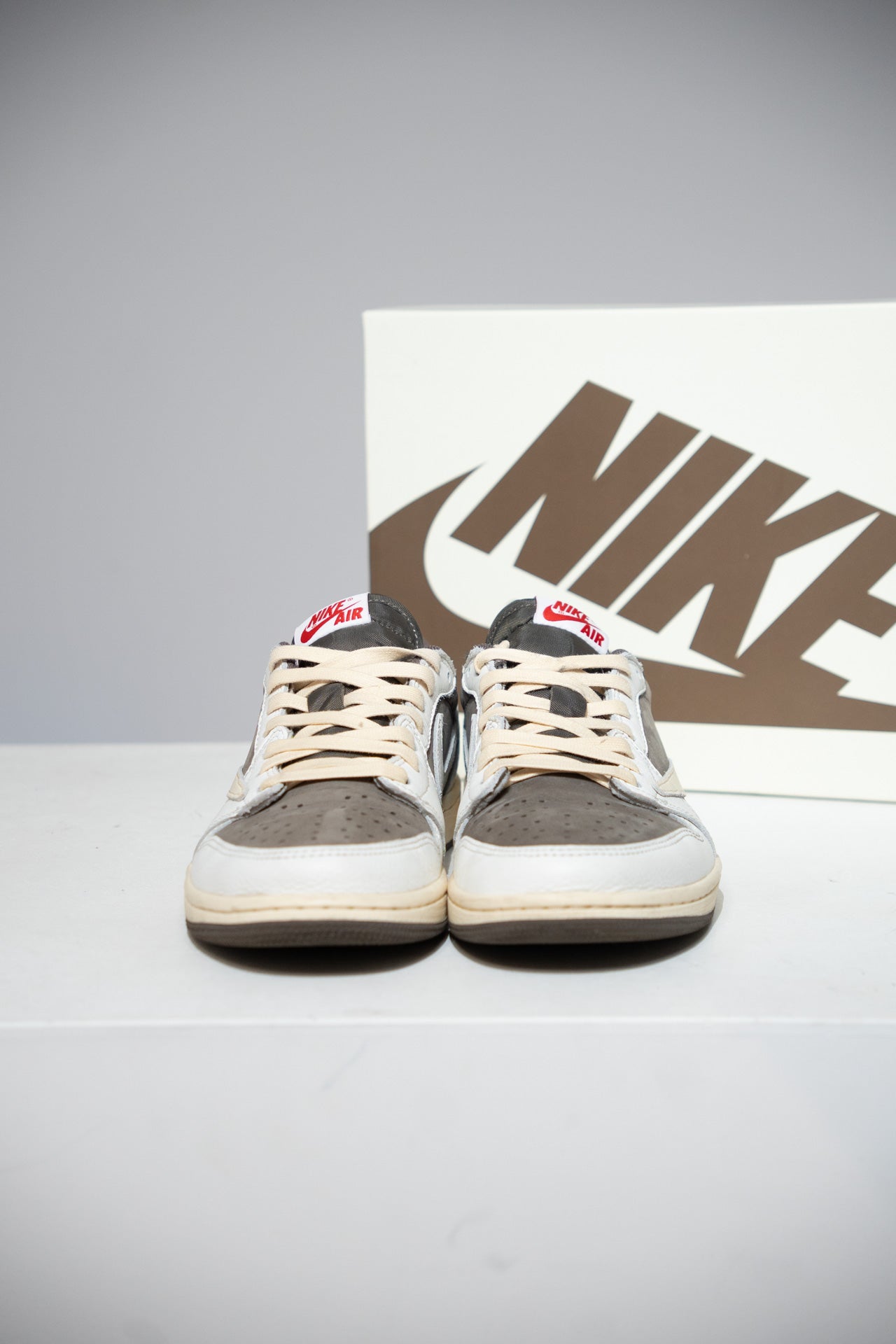 Jordan 1 Low Travis Scott Reverse Mocha (Taille 41)