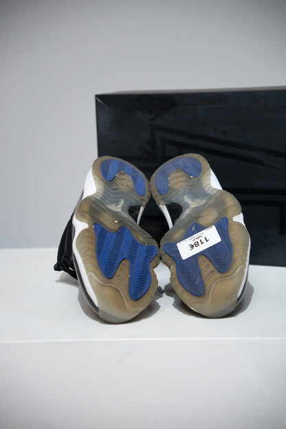 Jordan 11 Space Jam (Taille 41)
